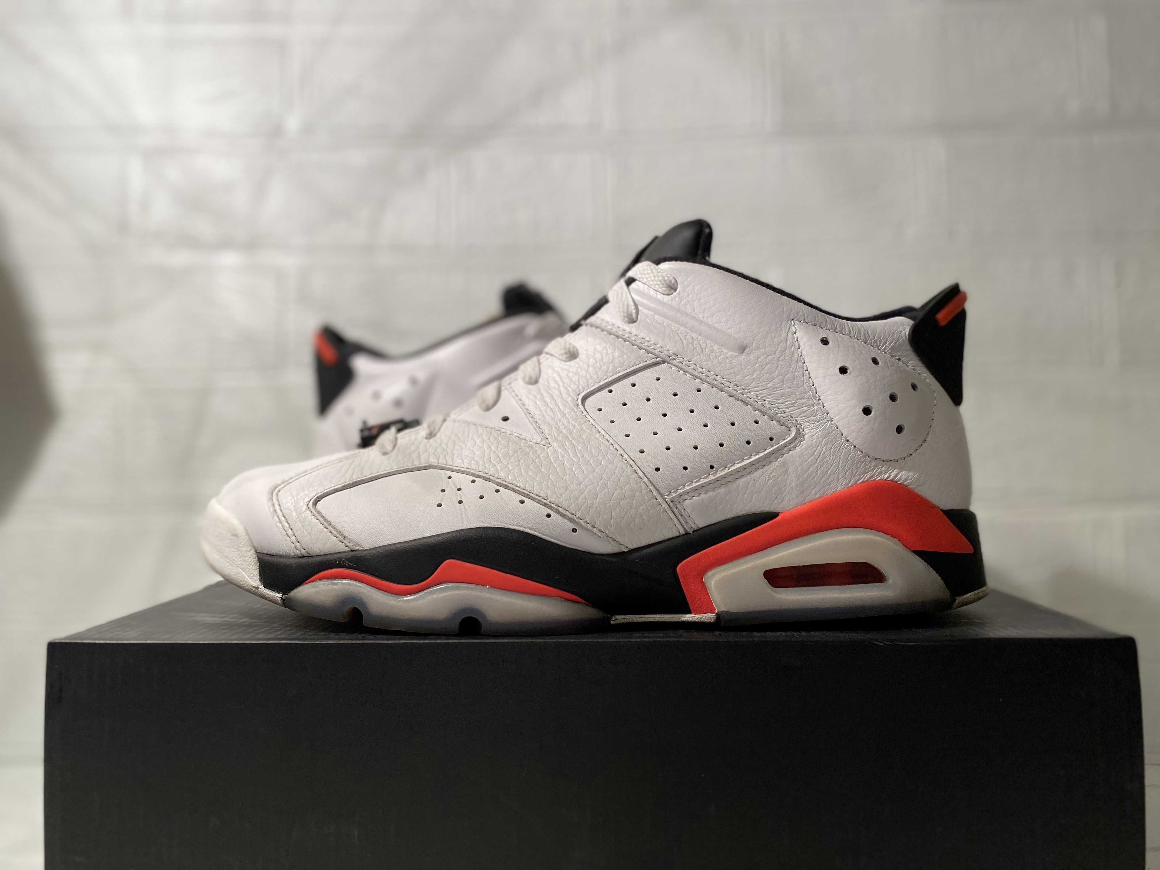 Nike Air Jordan 6 Low "Infrared/White"