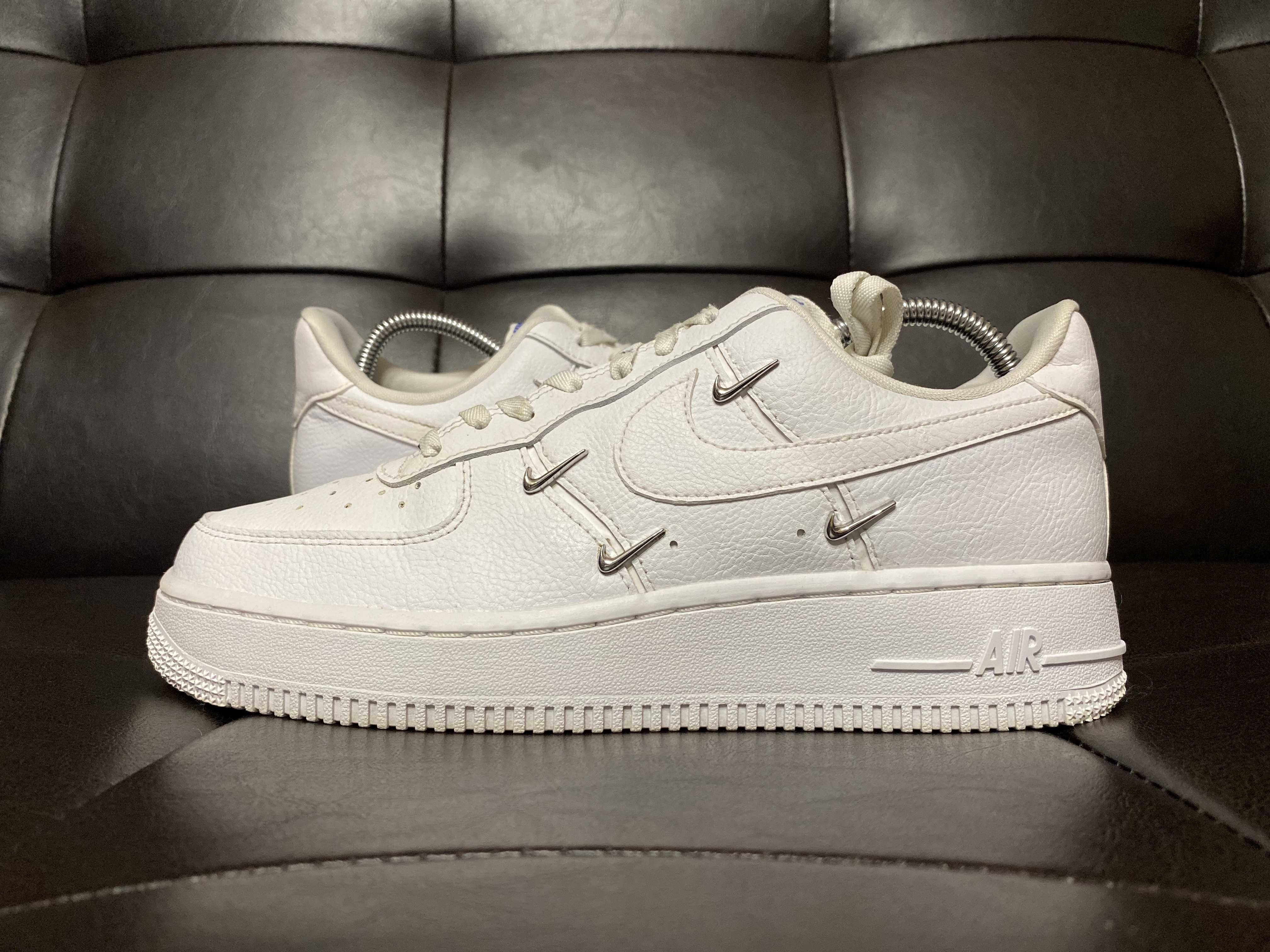 Nike Women's Air Force 1 Low ’07 LX   "Sisterhood" CHROME LUEX