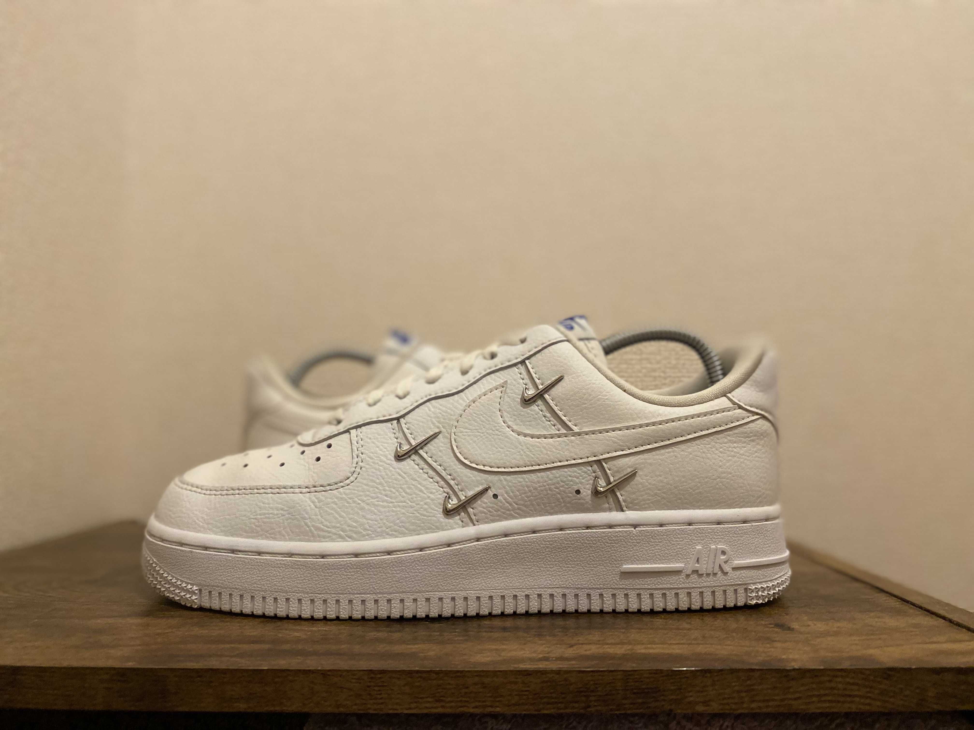 Nike Women's Air Force 1 Low ’07 LX   "Sisterhood" CHROME LUEX