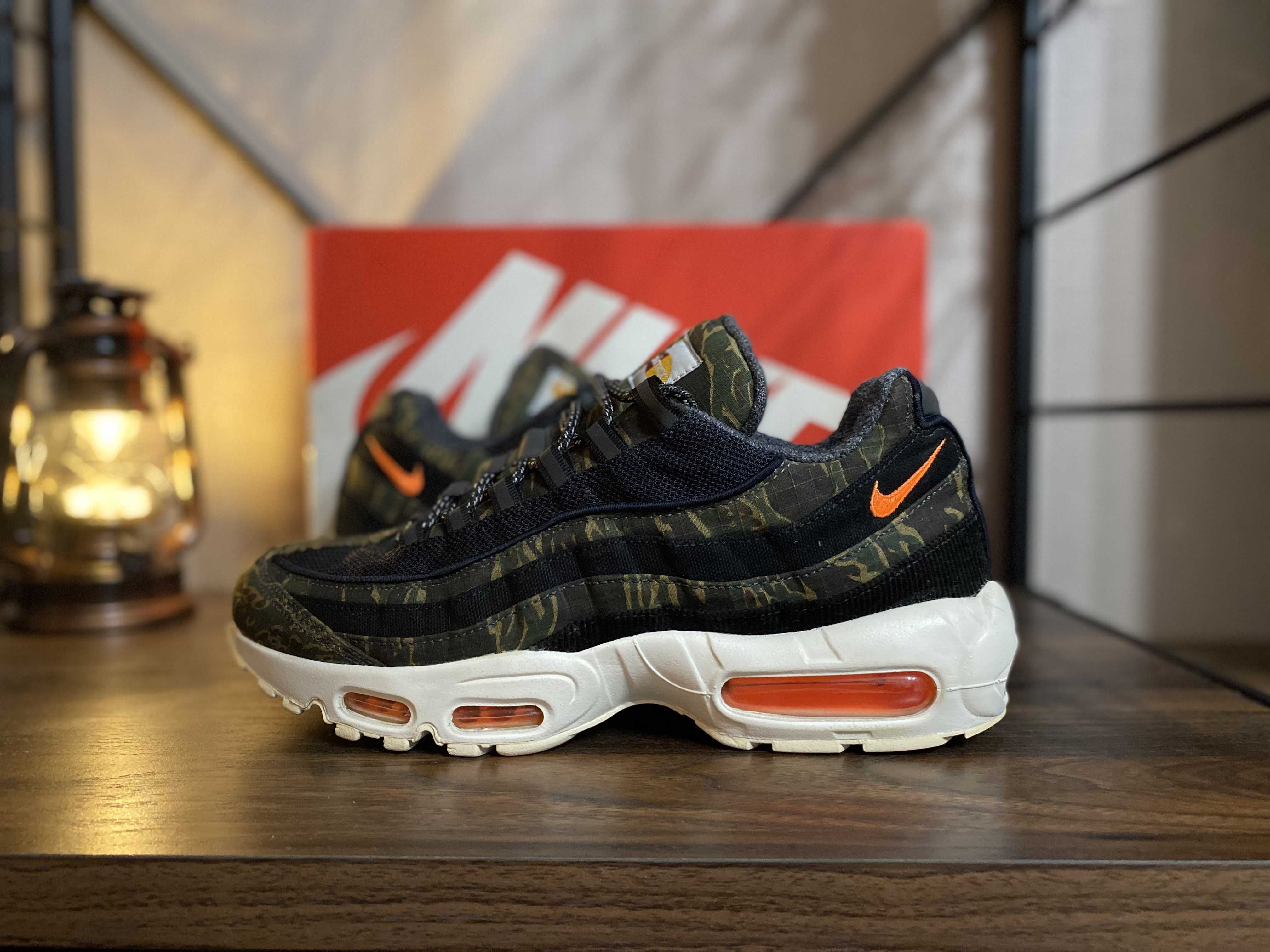 Carharte WIP × Nike Air Max 95 "Black/Sail/Total Orange"