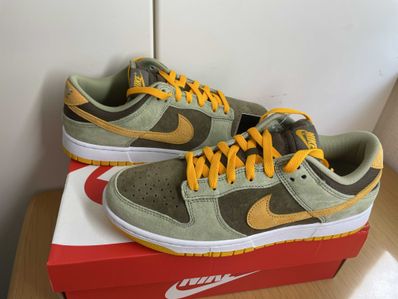 Nike Dunk Low SE "Dusty Olive"