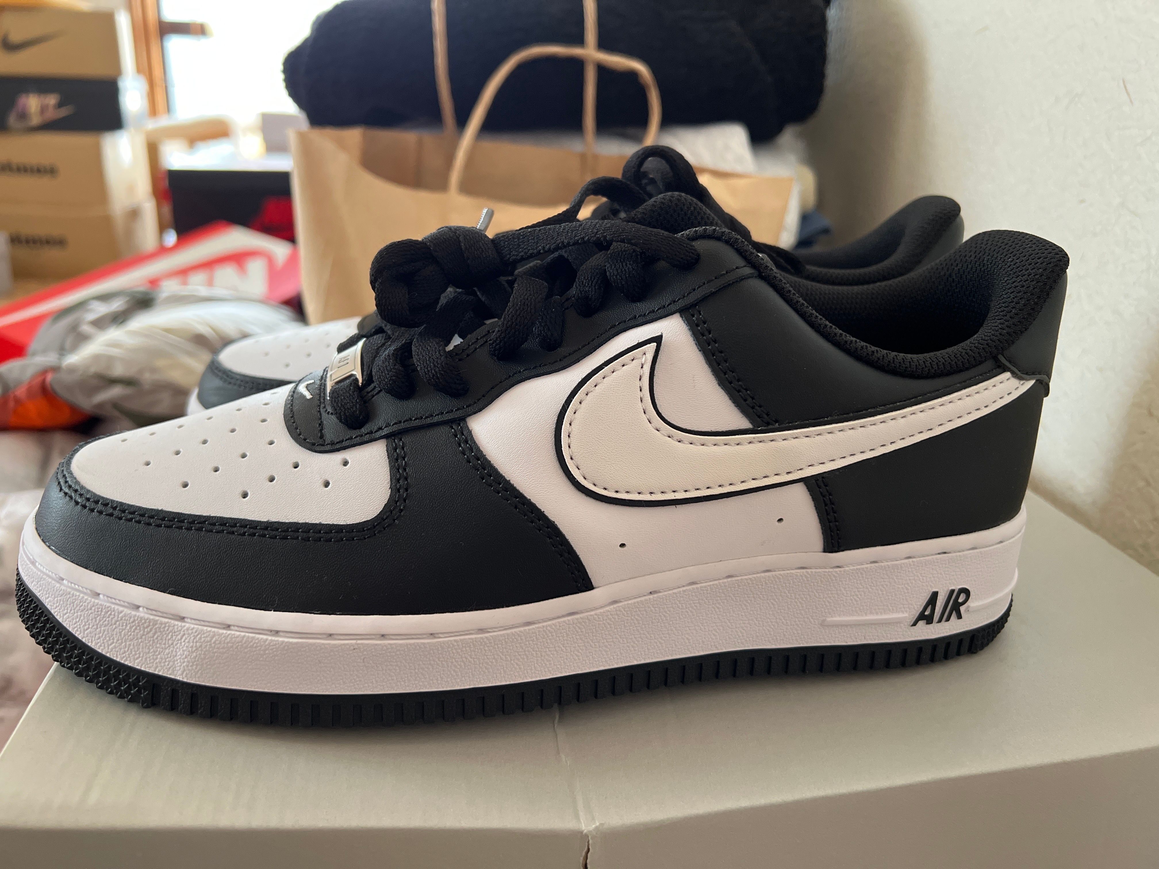 Nike Air Force 1 Low '07 "Black/Black/White"