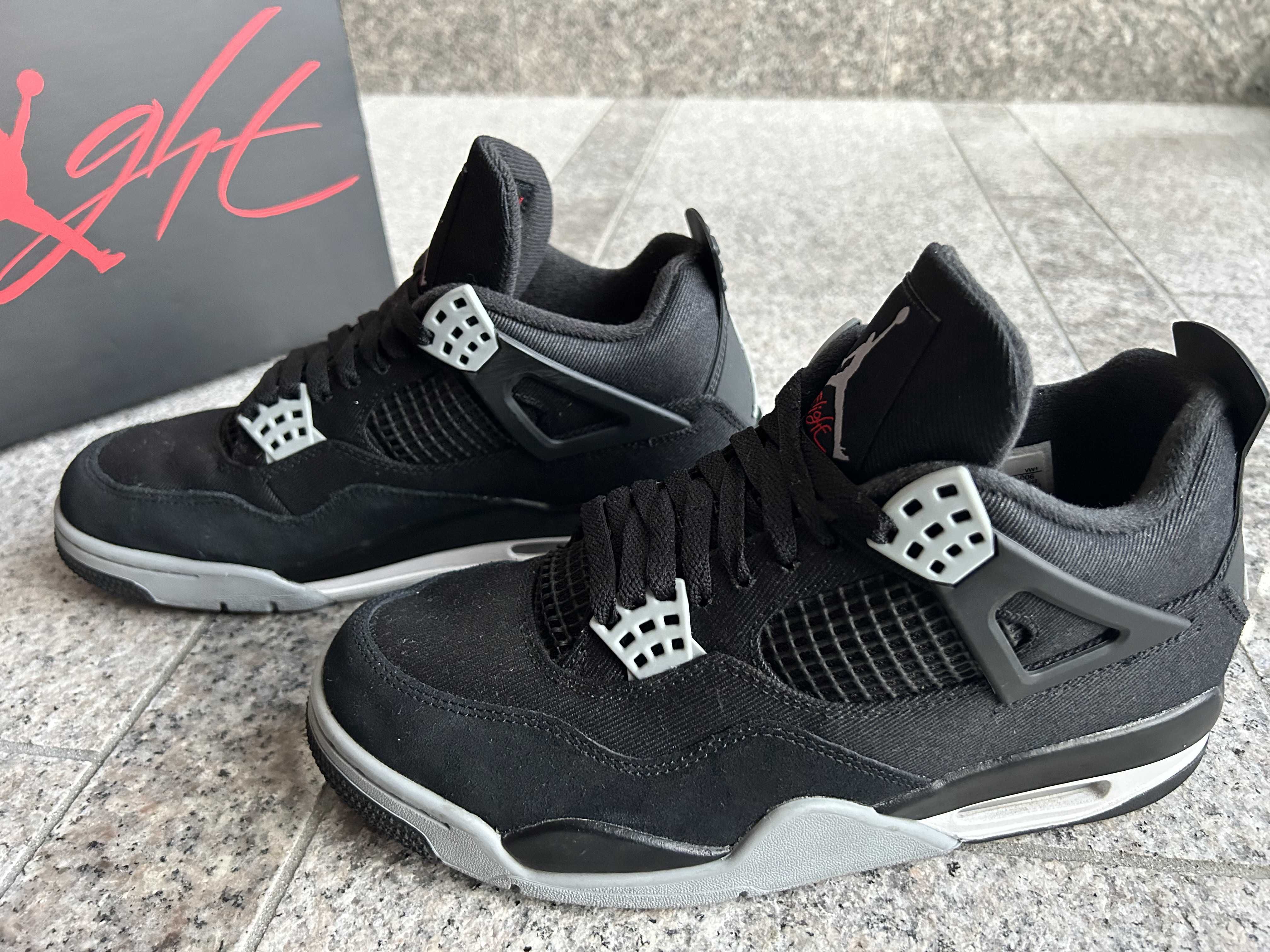 Nike Air Jordan 4 SE "Black and Light Steel"