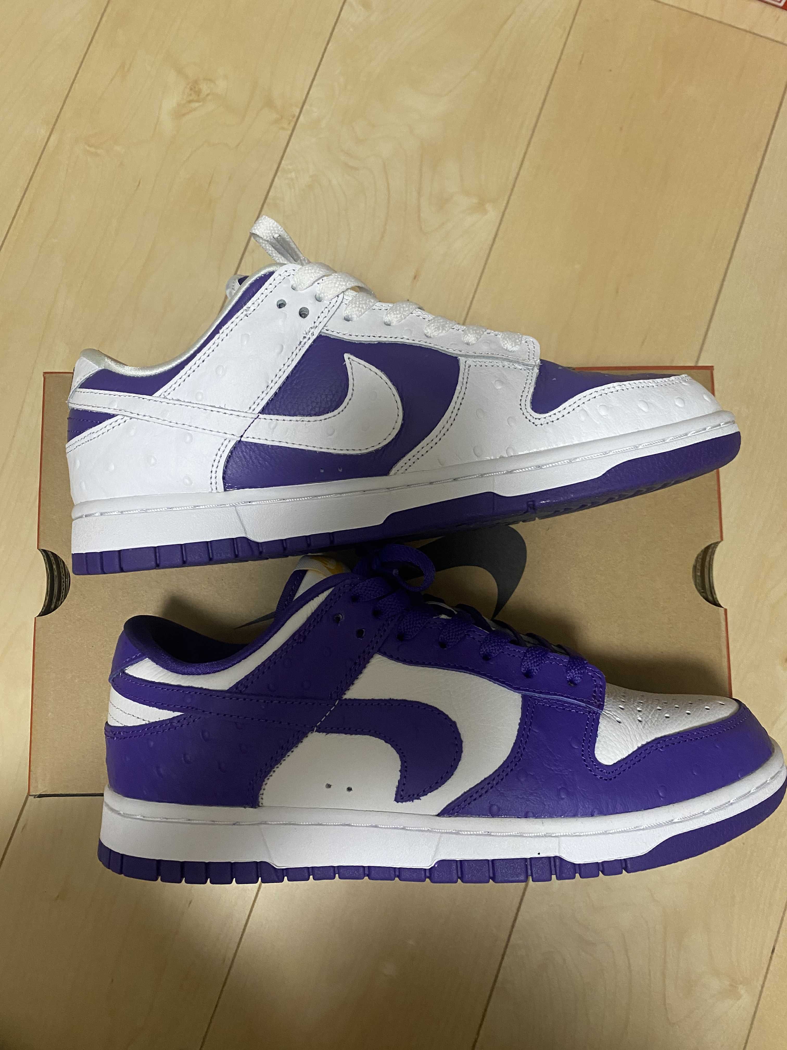 Nike Women's Dunk Low "Made You Look"