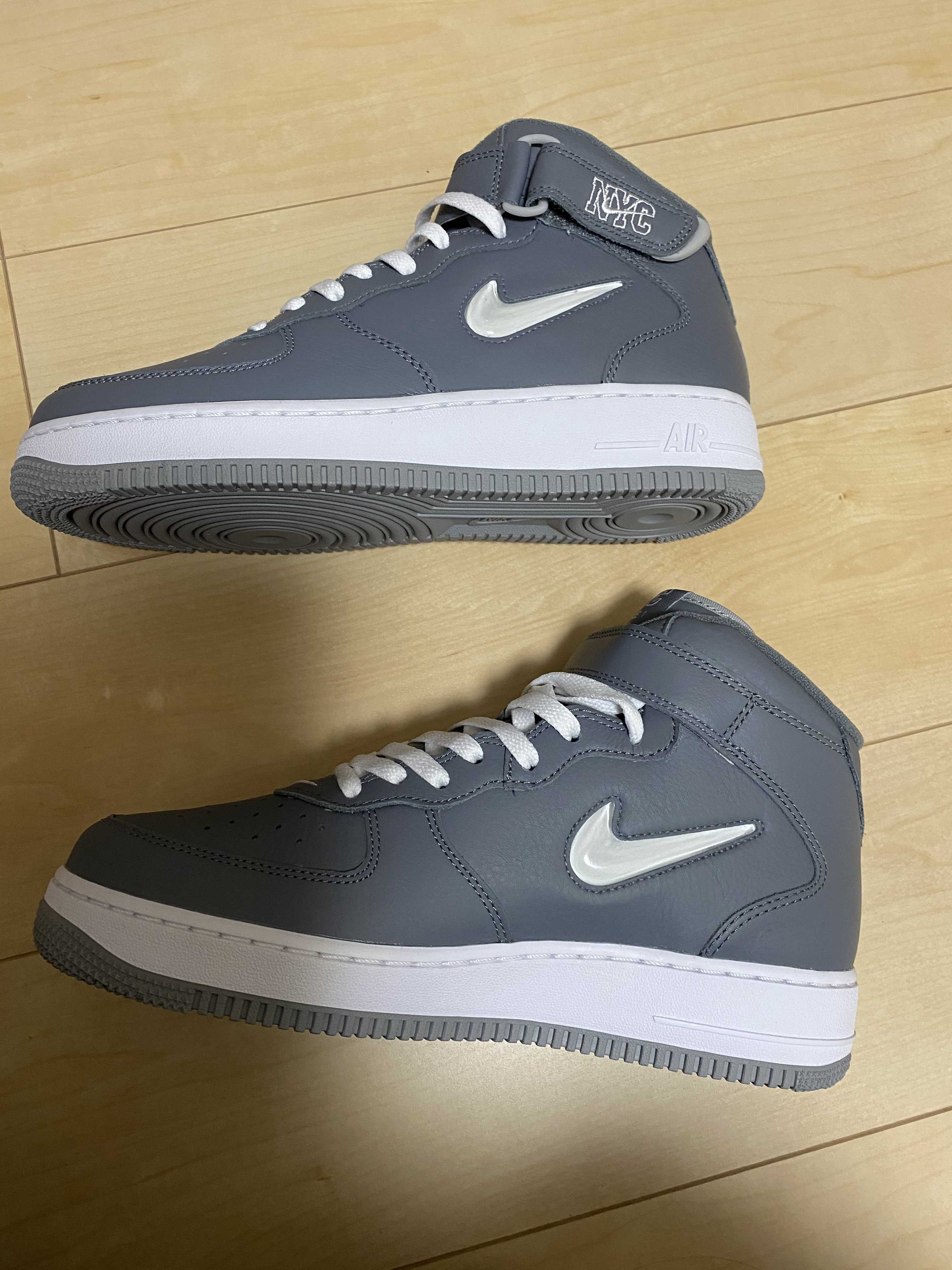 Nike Air Force 1 Mid NYC "Cool Grey"