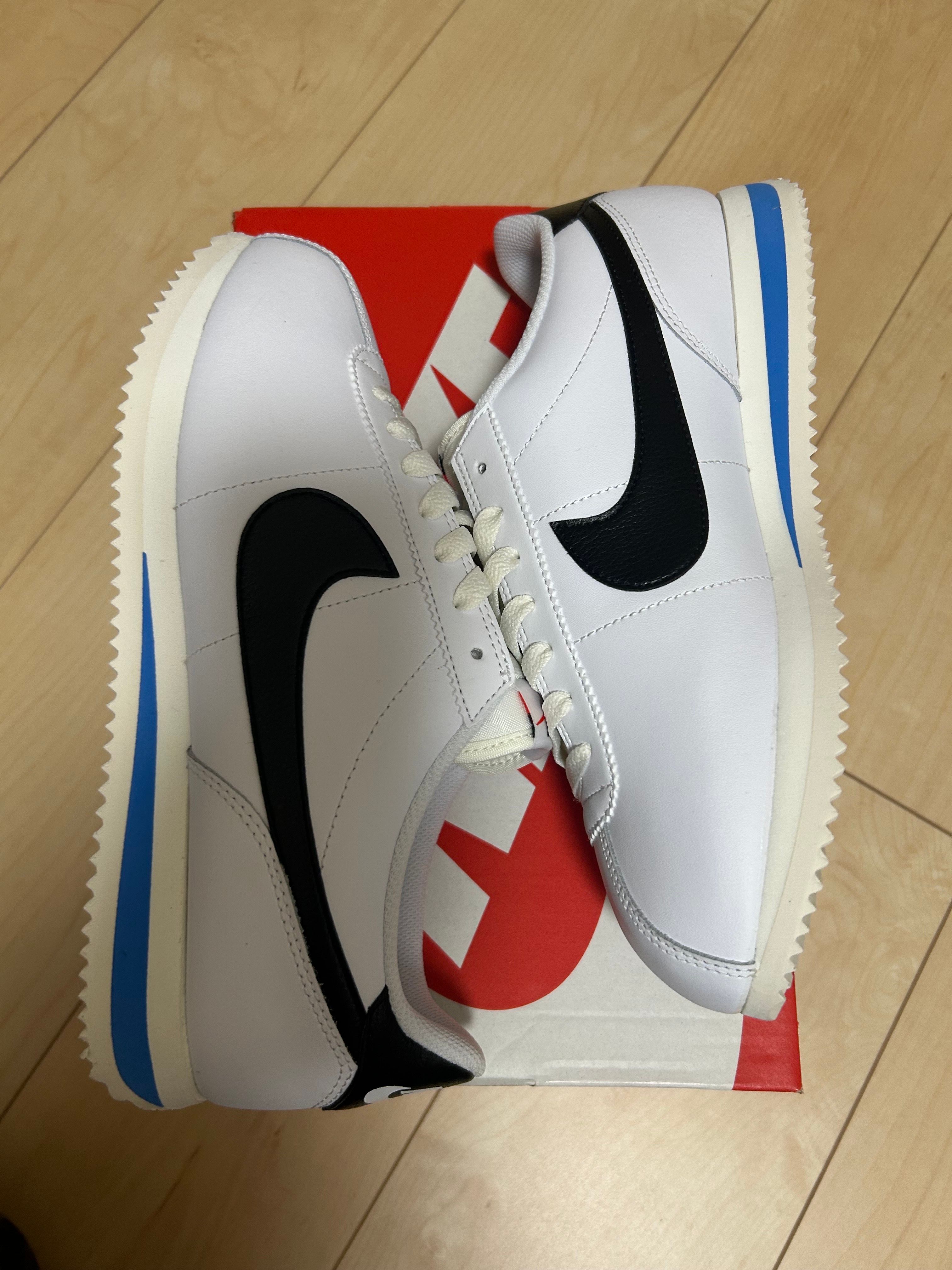 Nike Cortez "White and Black"