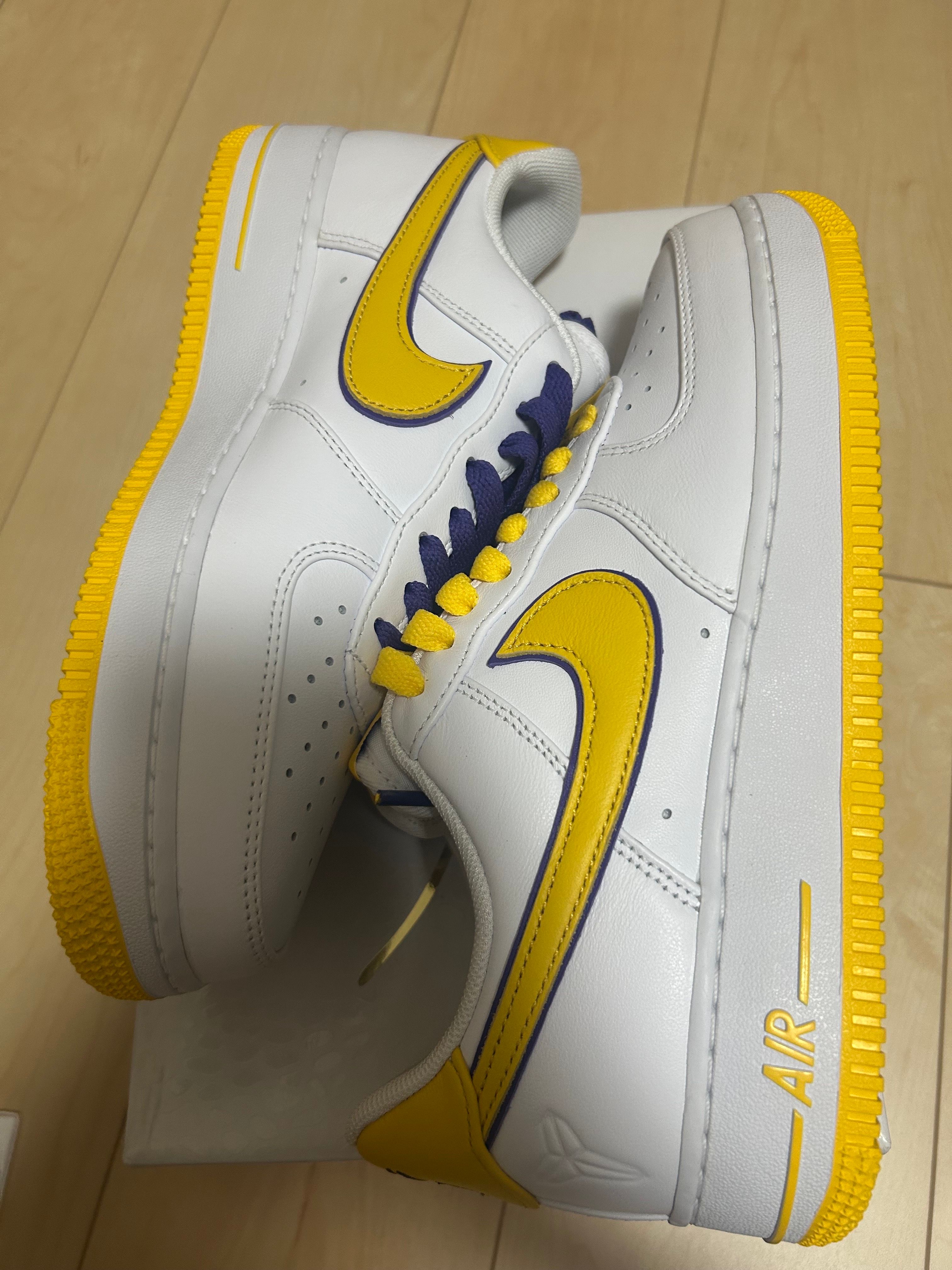 Kobe Bryant × Nike Air Force 1 Low Retro QS "Varsity Maize and Varsity Purple"
