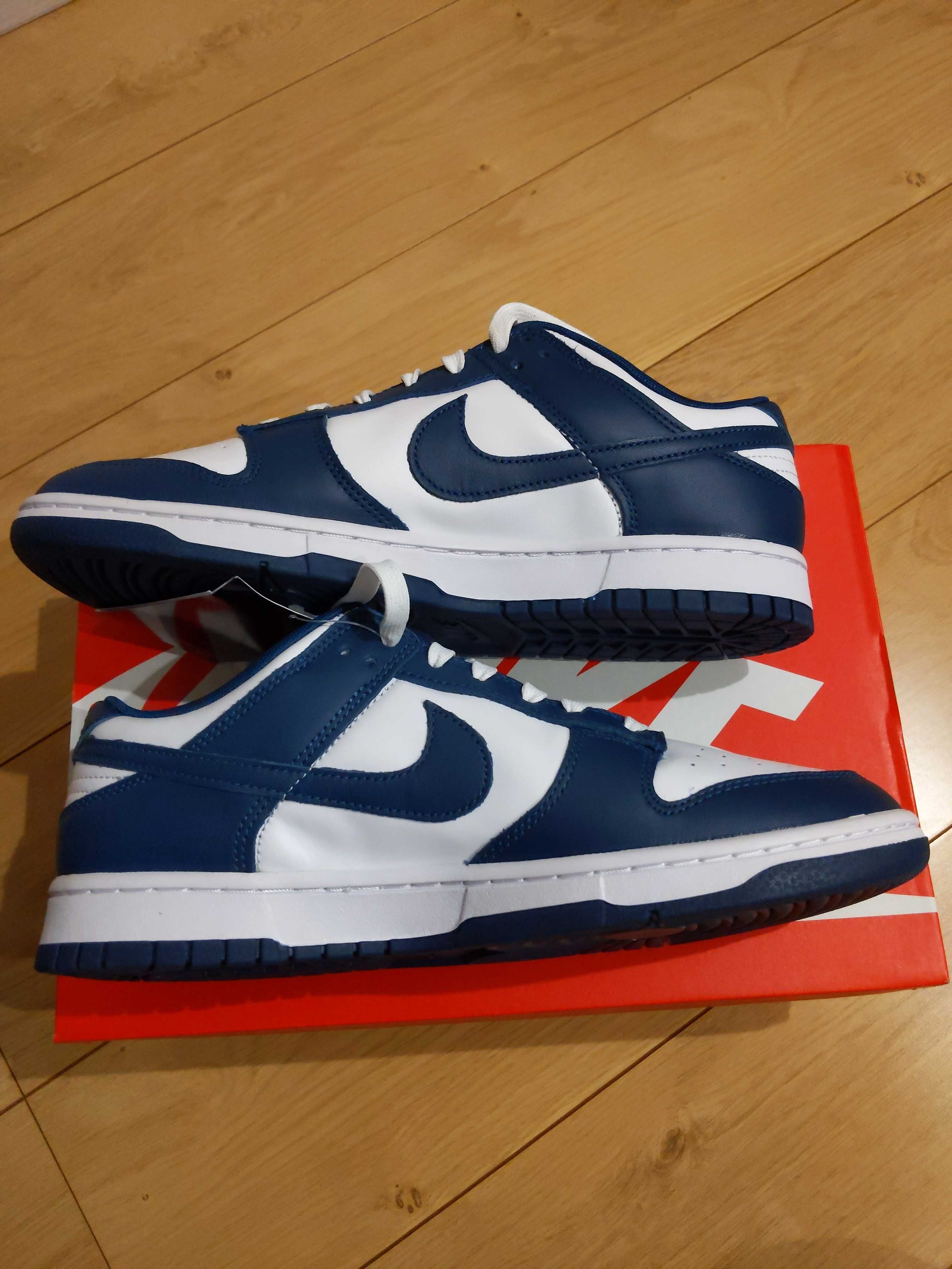 Nike Dunk Low "Valerian Blue"