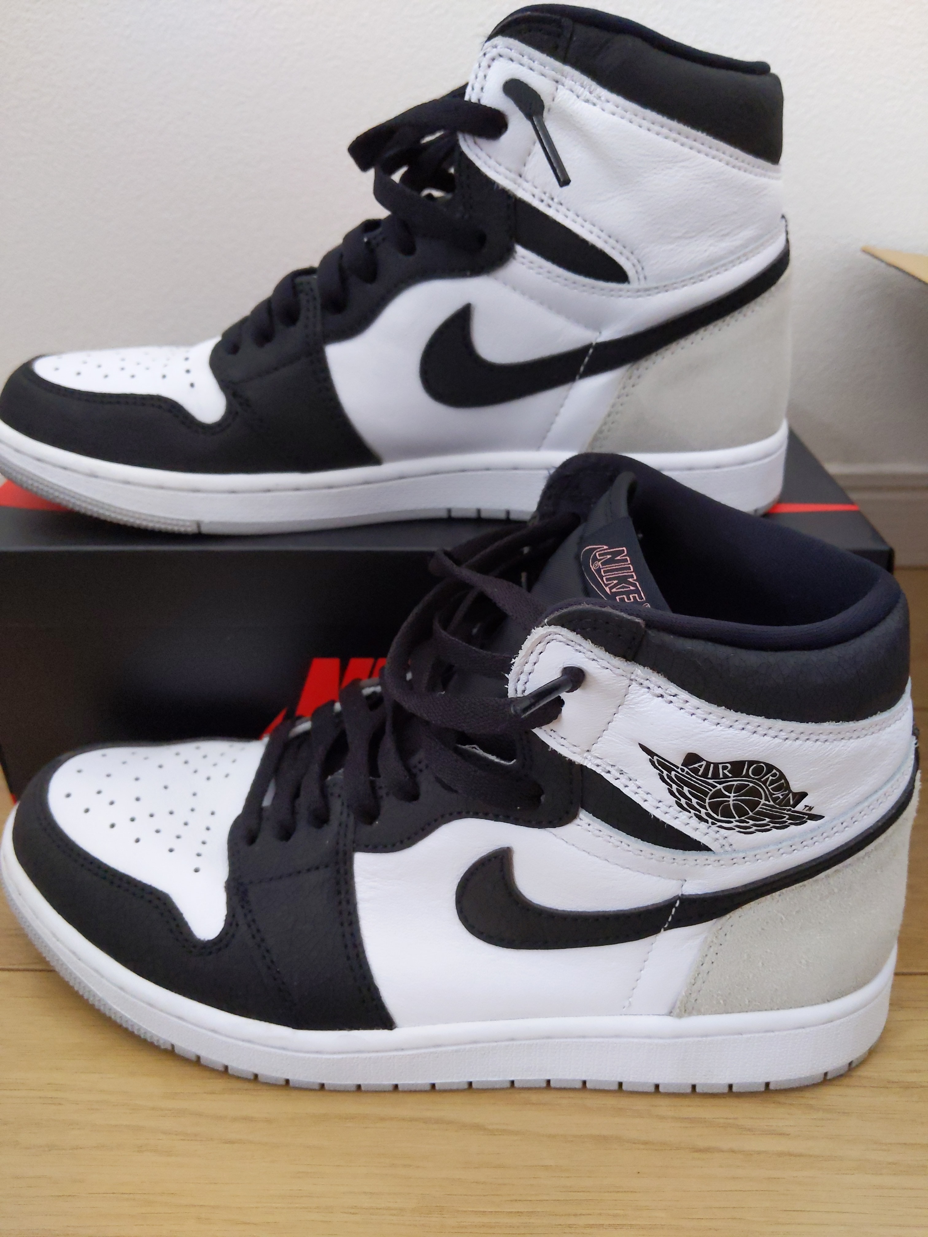 Nike Air Jordan 1 High OG "Bleached Coral"