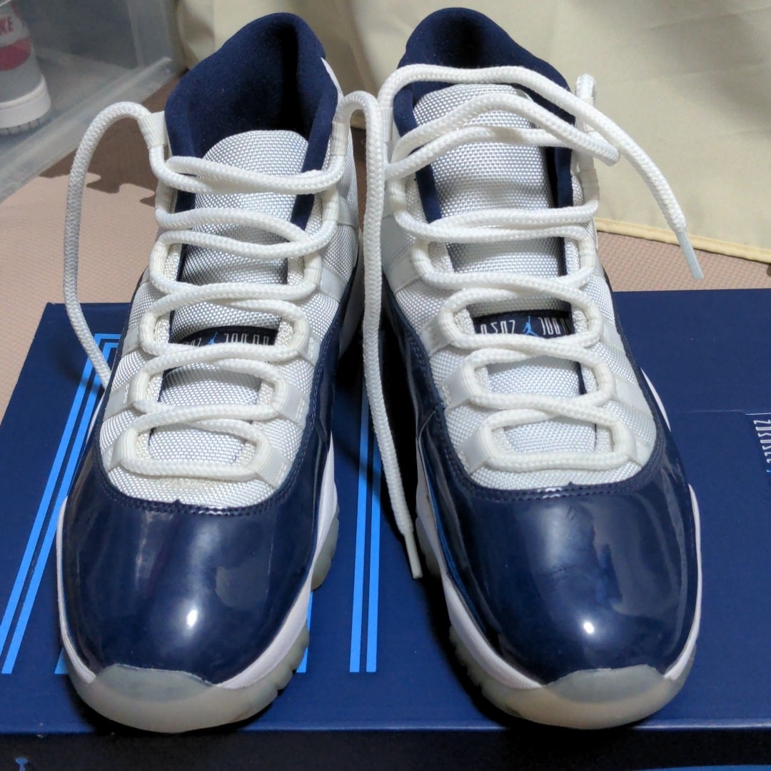 Nike Air Jordan 11 Retro "UNC Win Like 82"