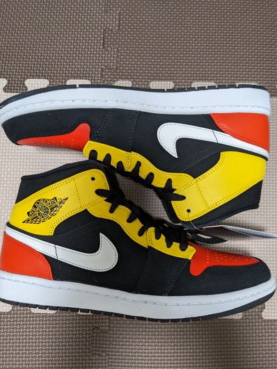 NIKE AIR JORDAN 1 MID SE "ROSWELL RAYGUNS"