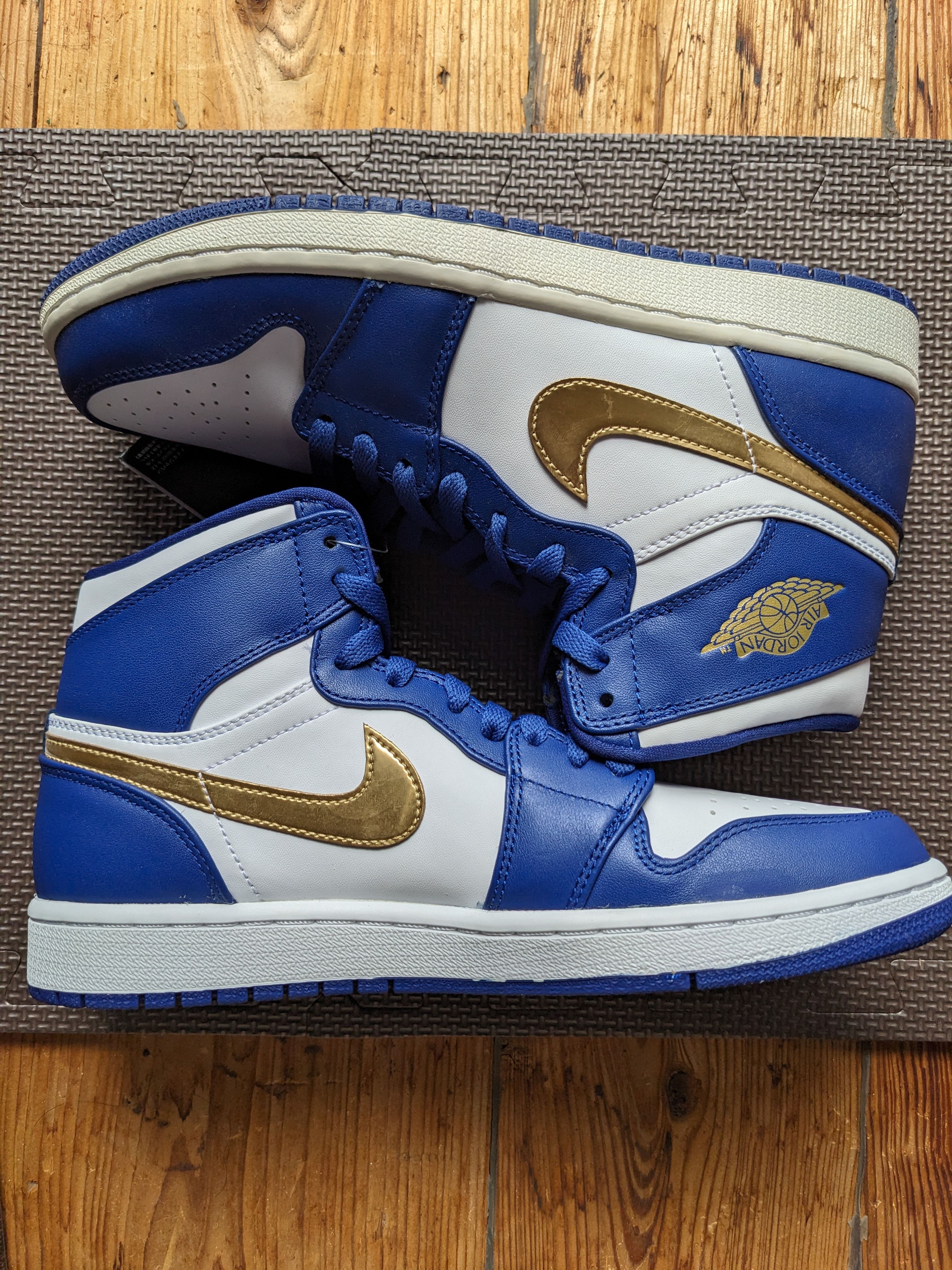Nike Air Jordan 1 Retro High "Gold Medal"