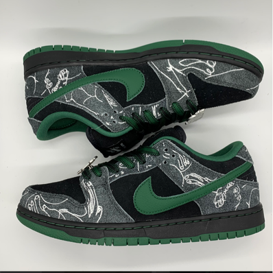 There Skateboards × Nike SB Dunk Low Pro "Anthracite and Gorge Green"