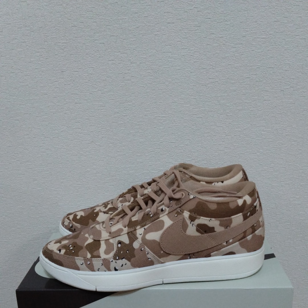 ナイキ ブック1 SE "デザートカモ"