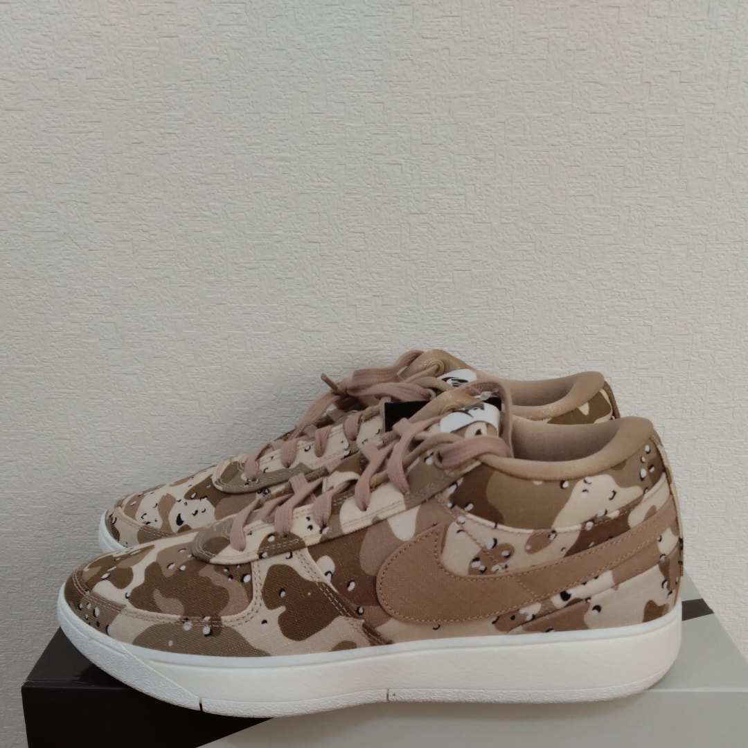 ナイキ ブック1 SE "デザートカモ"