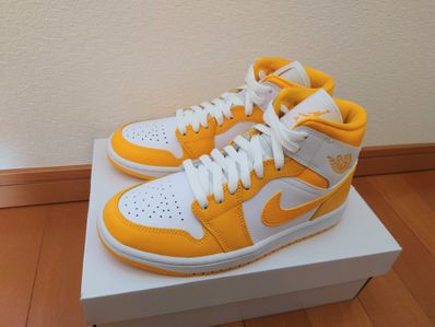 Nike Women's Air Jordan 1 Mid "Lemon"