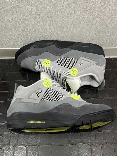 NIKE AIR JORDAN 4 RETRO LE "NEON"
