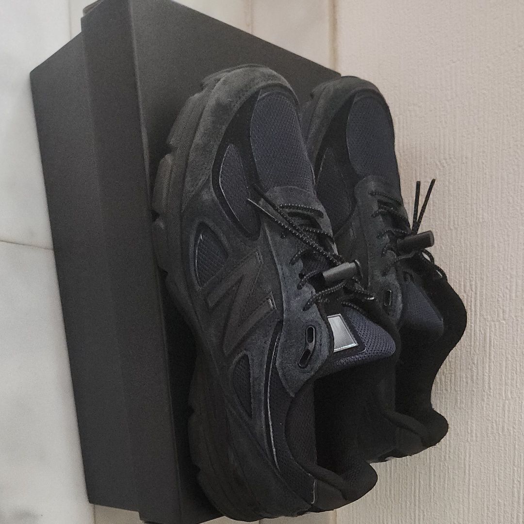 JJJJound × New Balance 990V4 "Navy"