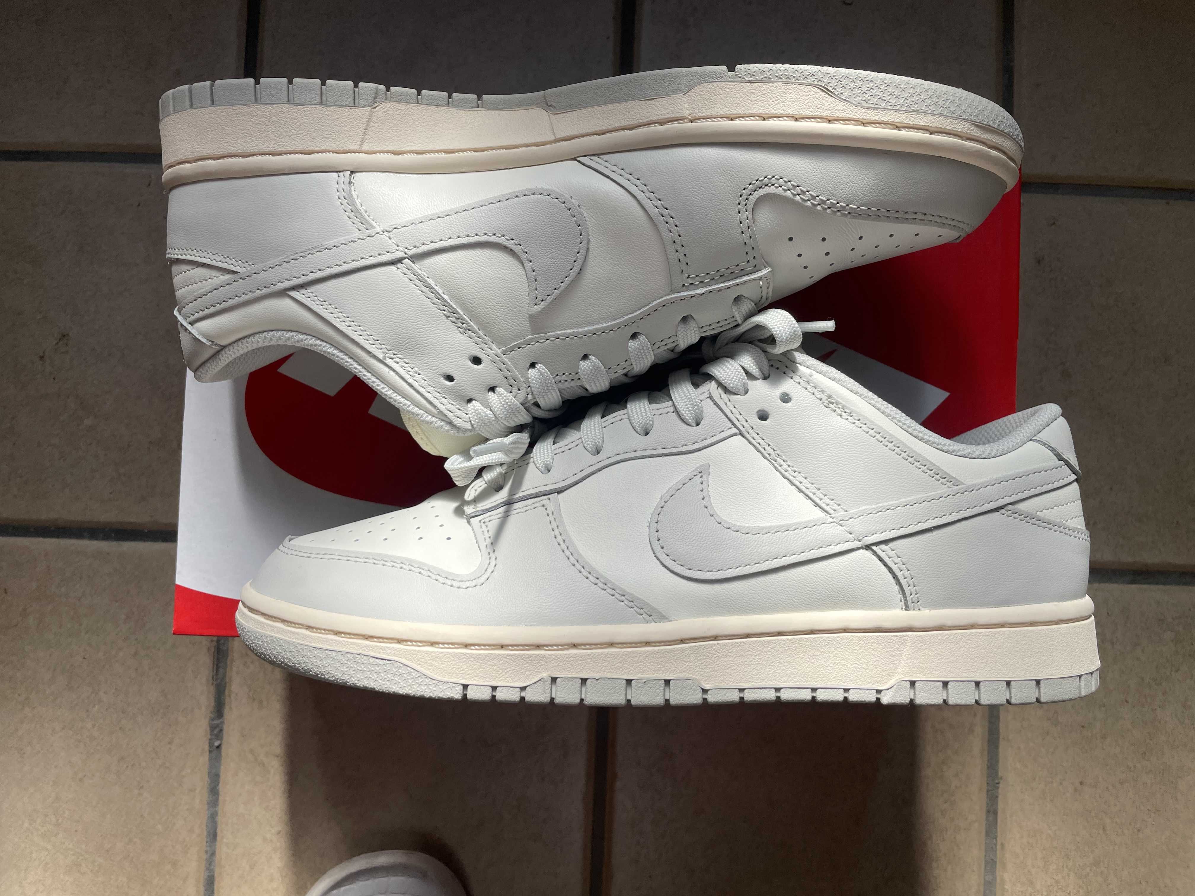 Nike Women's Dunk Low "Light Bone"