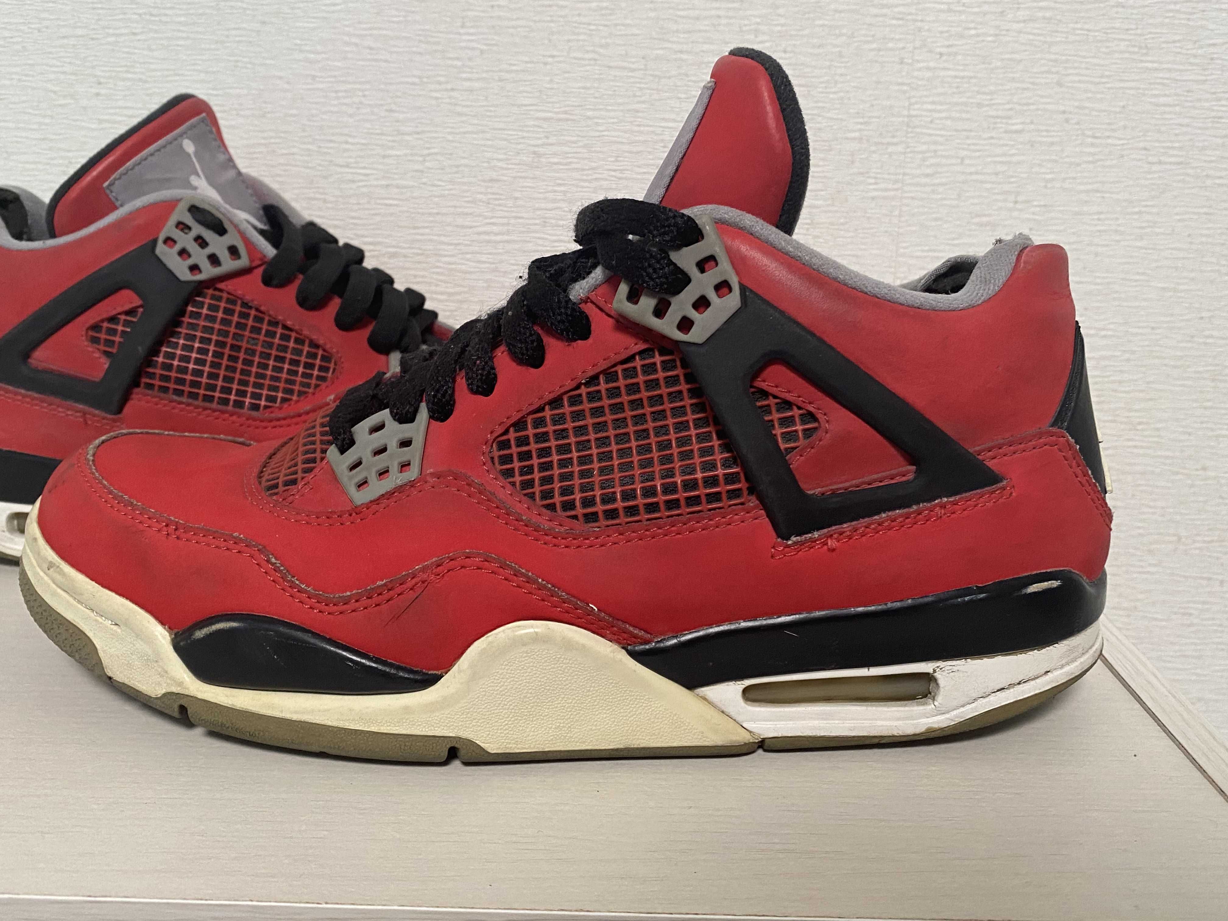 Nike Air Jordan 4 Retro "Toro Bravo"