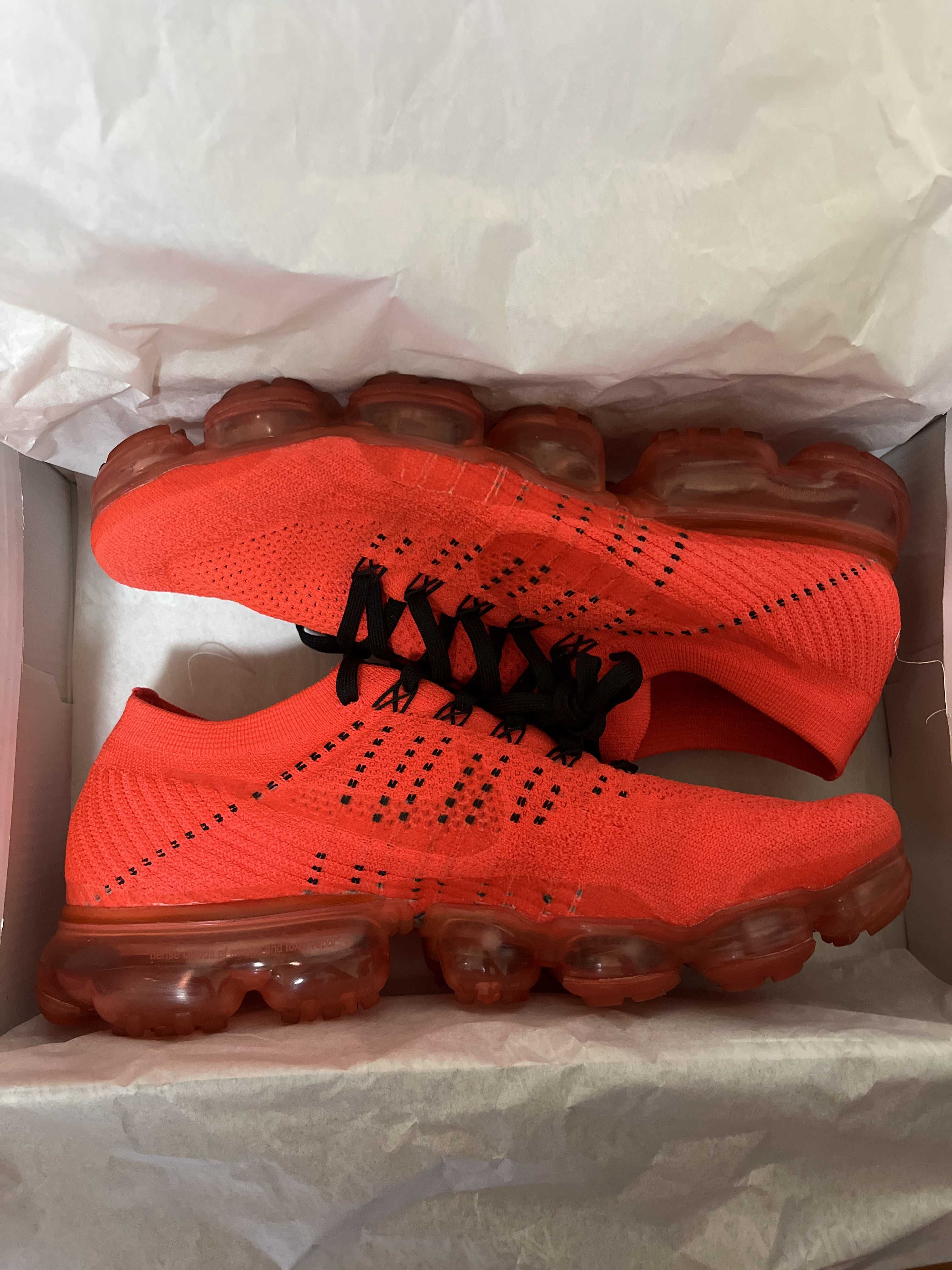 CLOT × NIKE AIR VAPORMAX "BRIGHT CRIMSON"