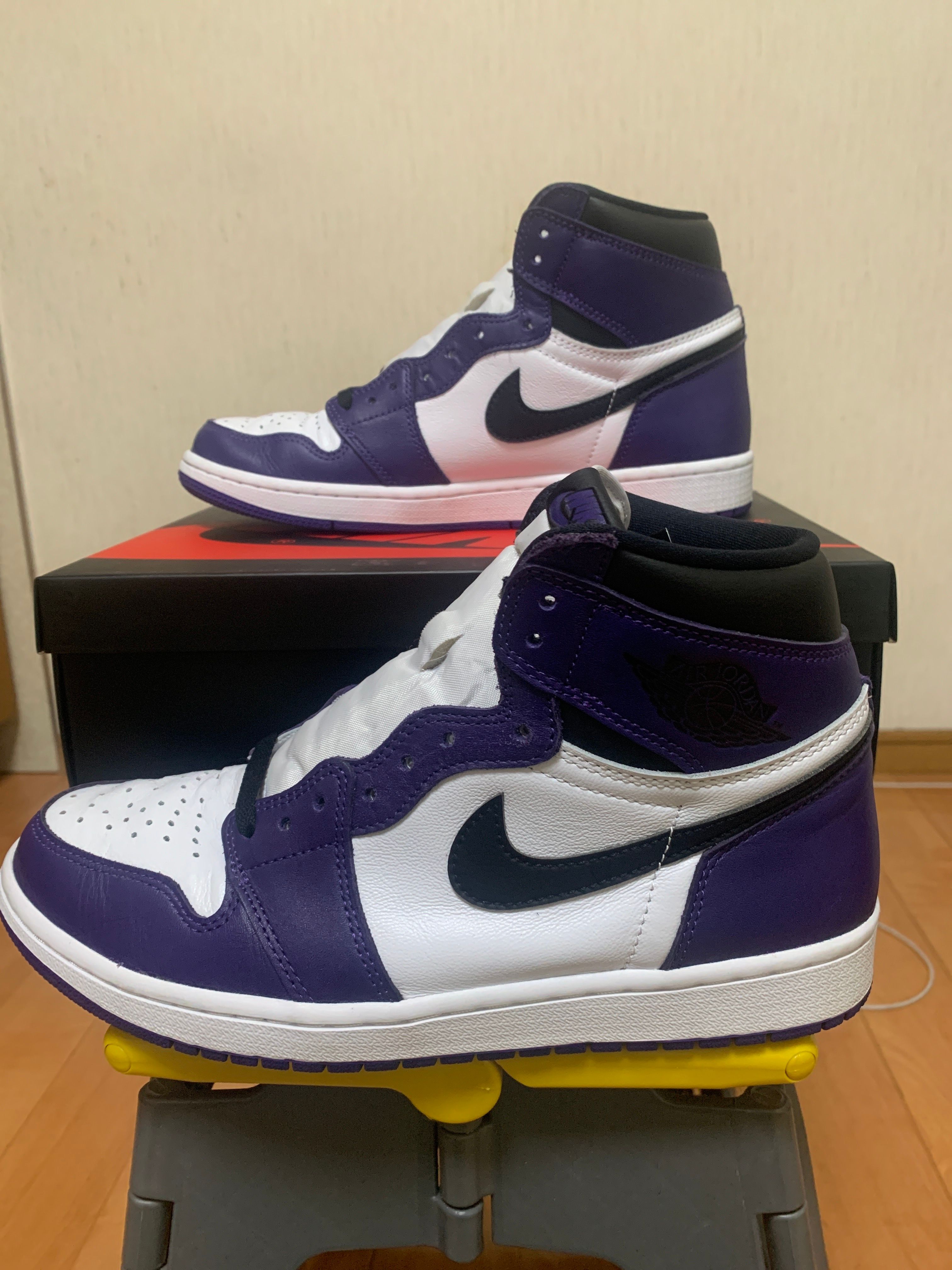 Nike Air Jordan 1 Retro High OG "Court Purple White/Black" (2020)