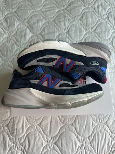KITH × New Balance 990V6 Madison Square Garden "Navy"