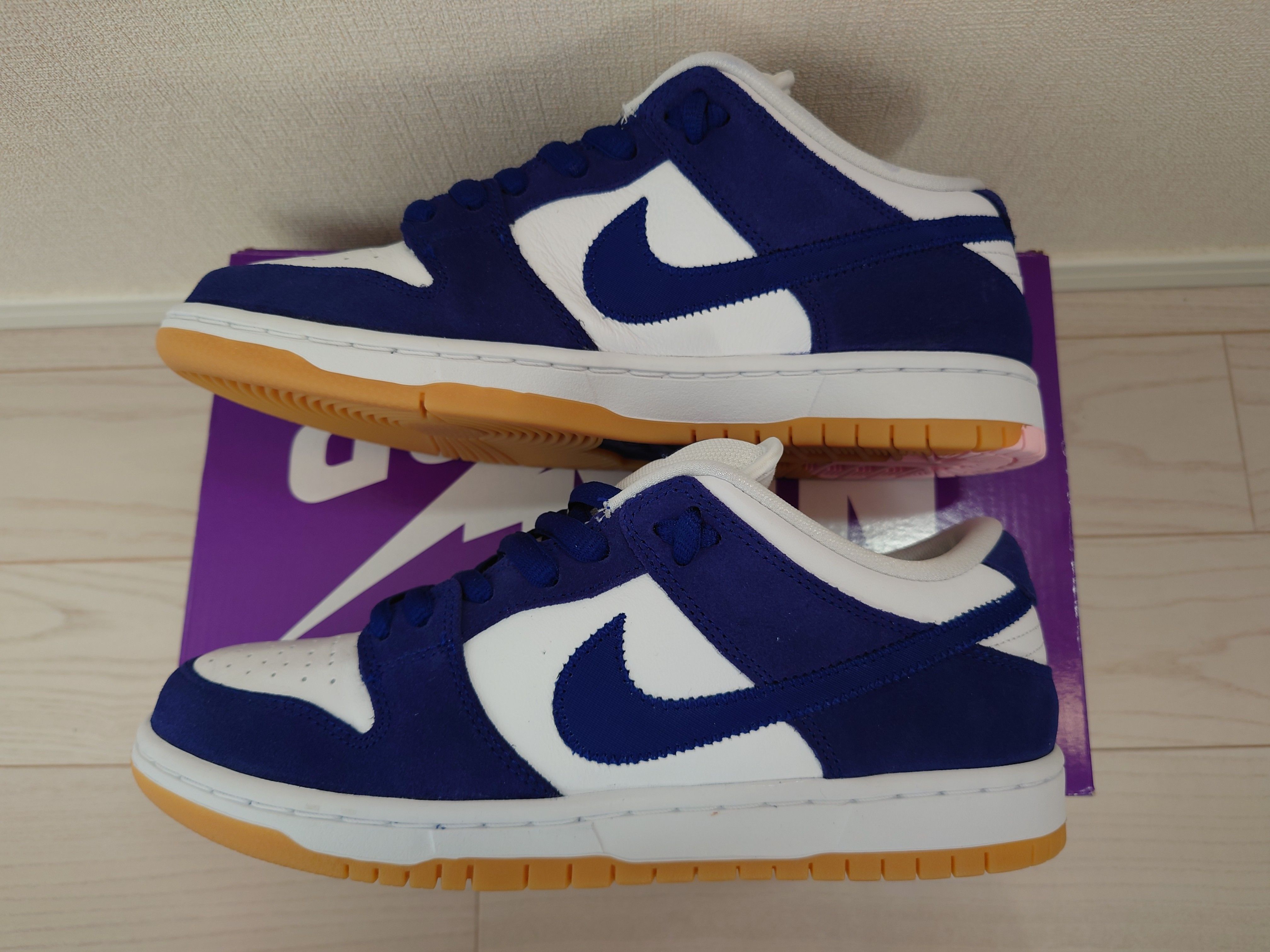 Nike SB Dunk Low "Los Angeles Dodgers/Deep Royal Blue"