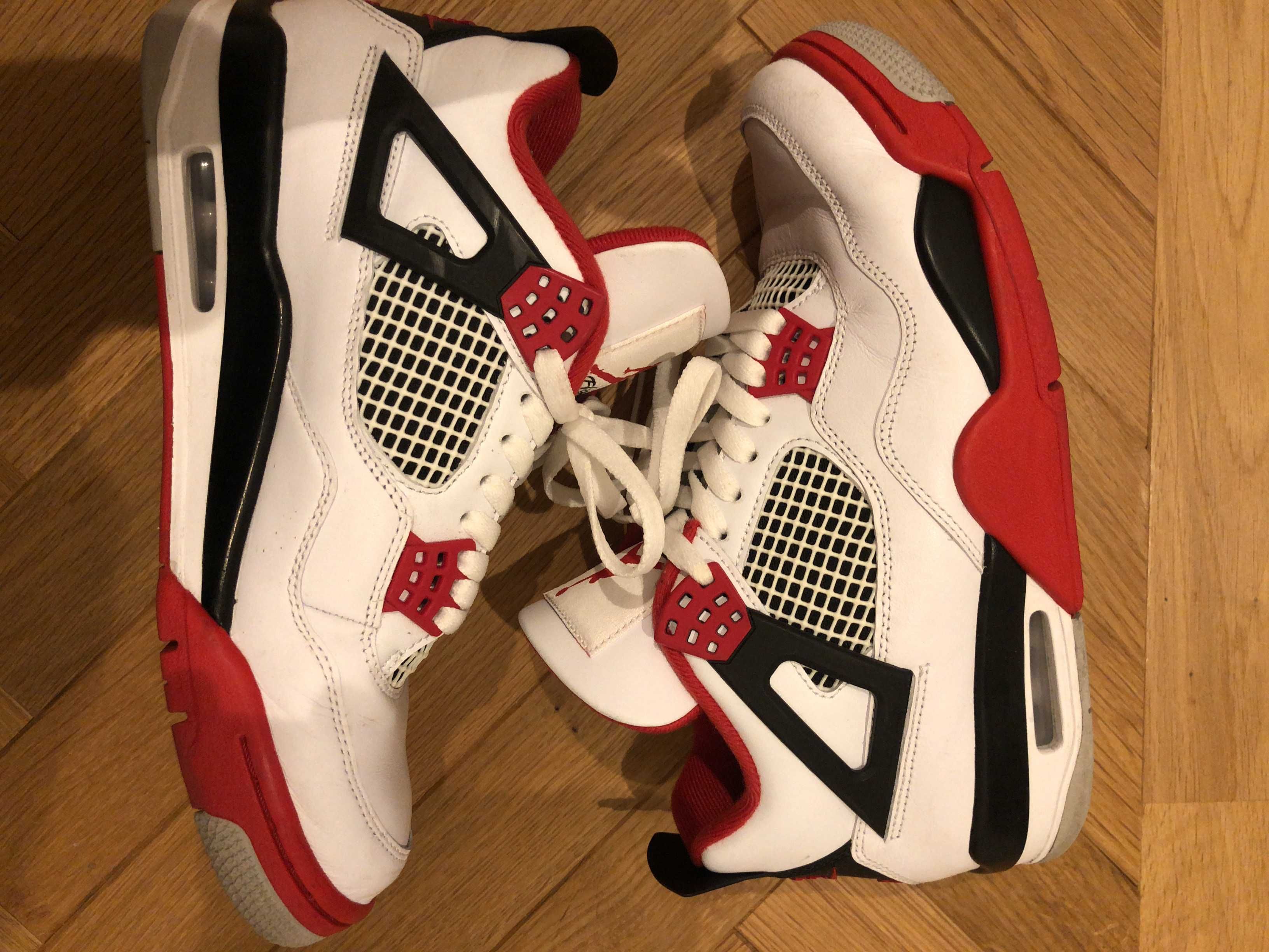 Nike Air Jordan 4 Retro OG "Fire Red" (2020)