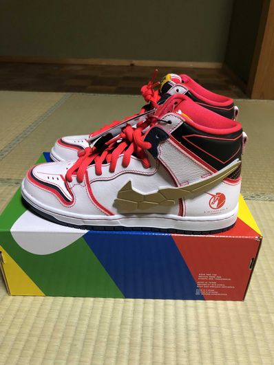 Gundam Unicorn × Nike SB Dunk High PRO QS "UNICORN"