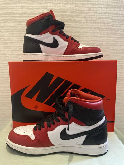 Nike Women's Air Jordan 1 High OG "Satin Red"
