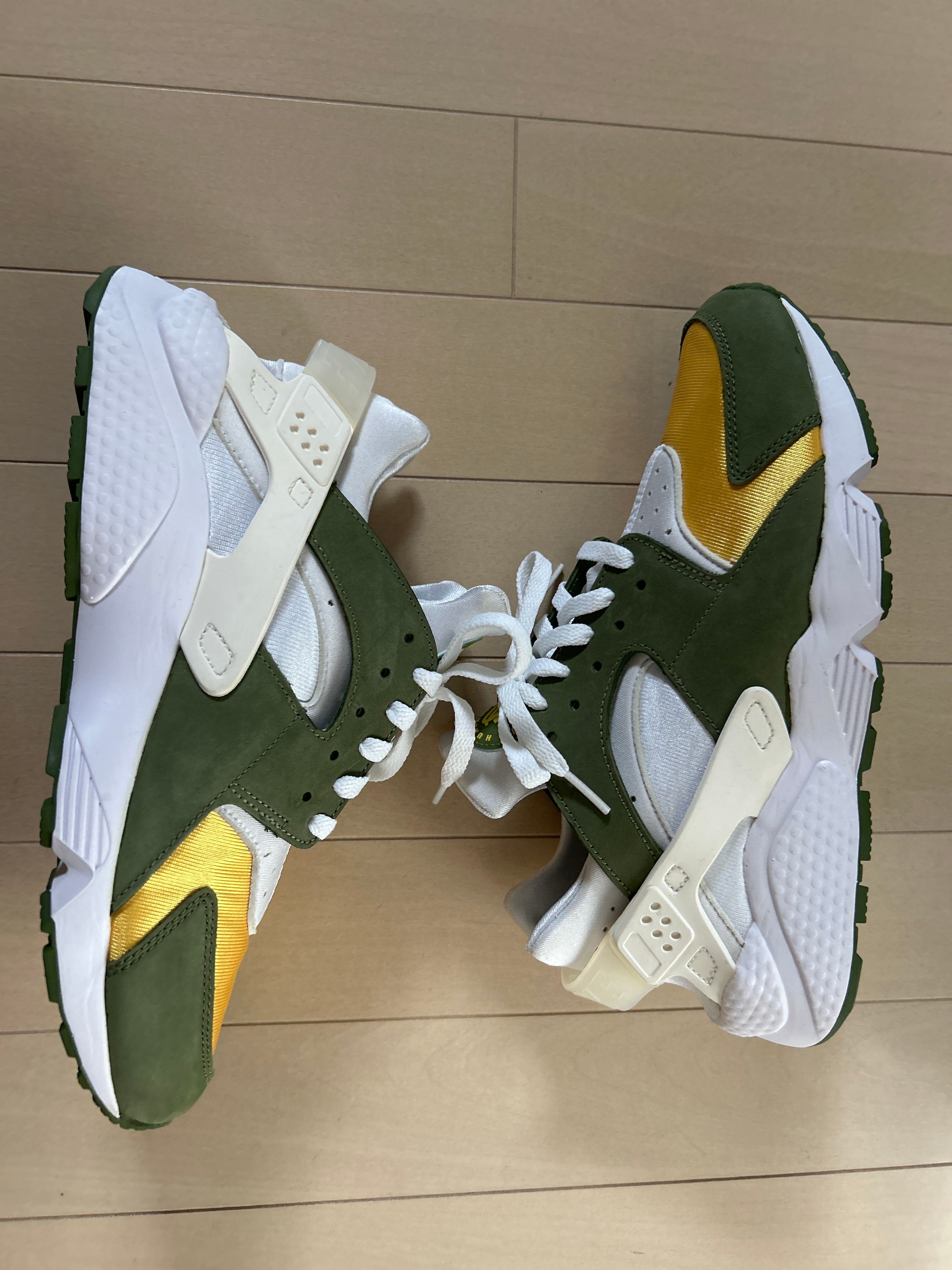 Stussy × Nike Air Huarache "Dark Olive"