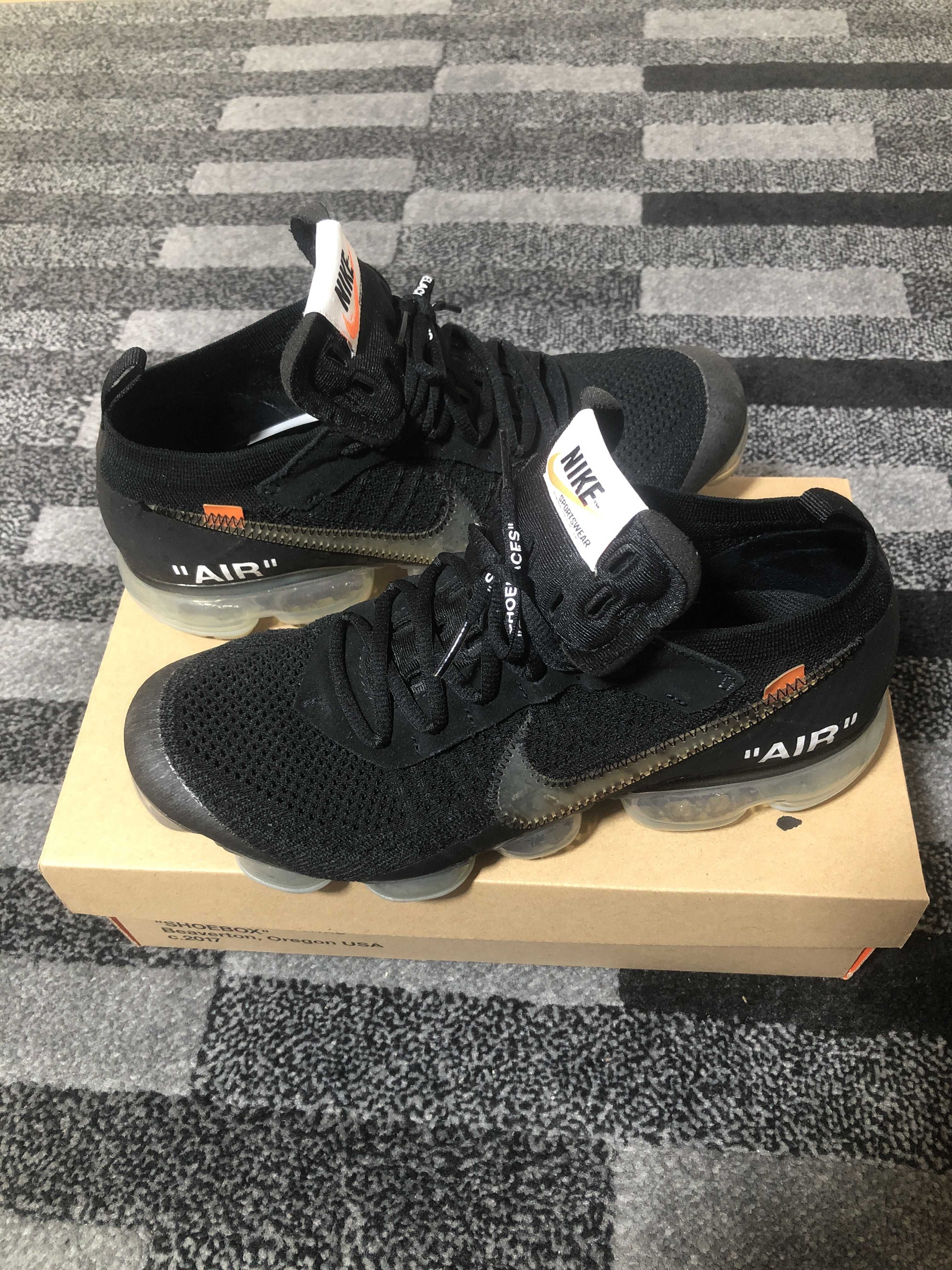 Off-White × Nike Air Vapormax "Black/Total Orange/Clear"