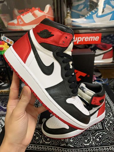 Nike Women's Air Jordan 1 Retro High "Satin Black Toe"