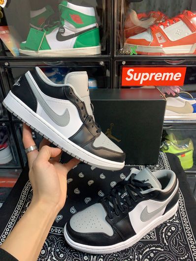 NIKE AIR JORDAN 1 LOW "BLACK/LIGHT SMOKE GREY"