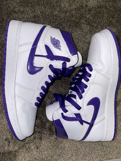 Nike Women's Air Jordan 1 High OG "Court Purple"