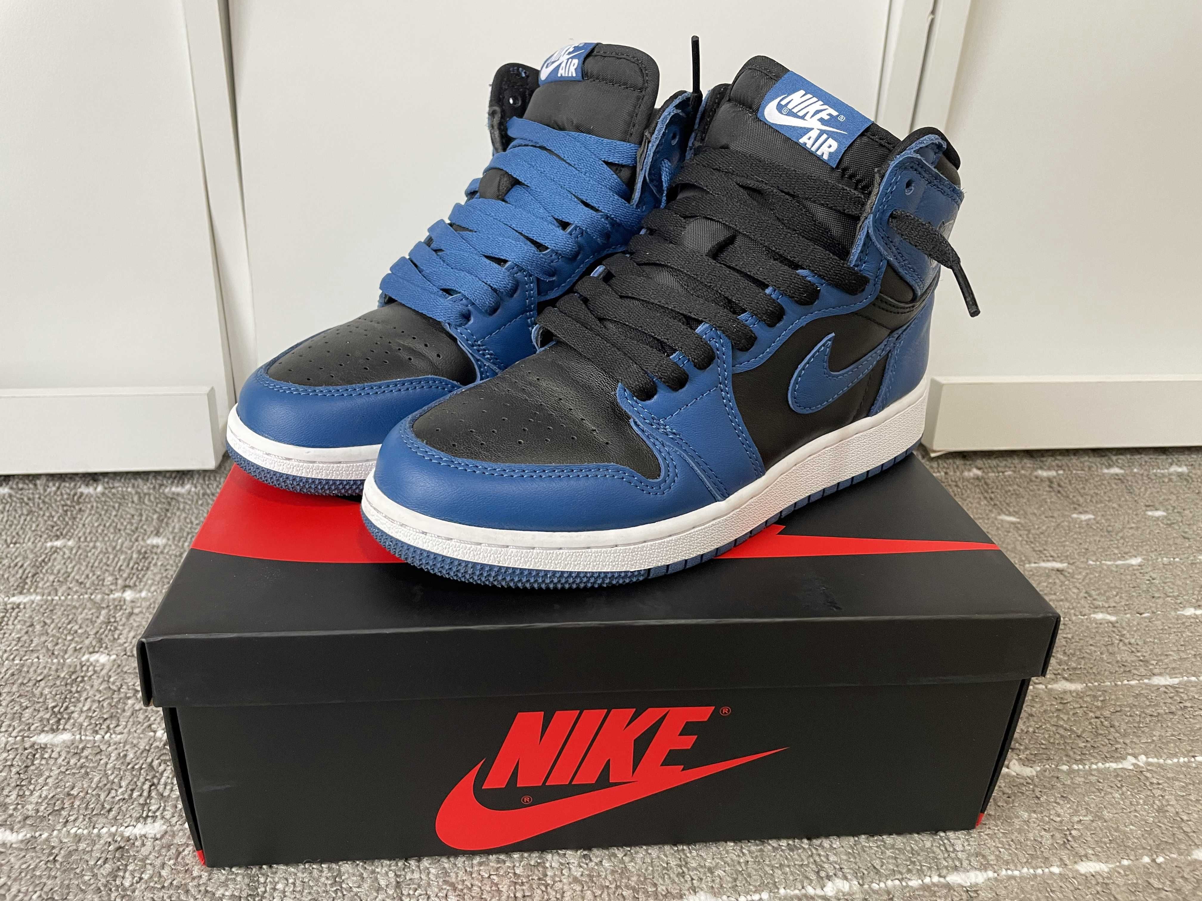 Nike GS Air Jordan 1 Retro High OG "Dark Marina Blue"