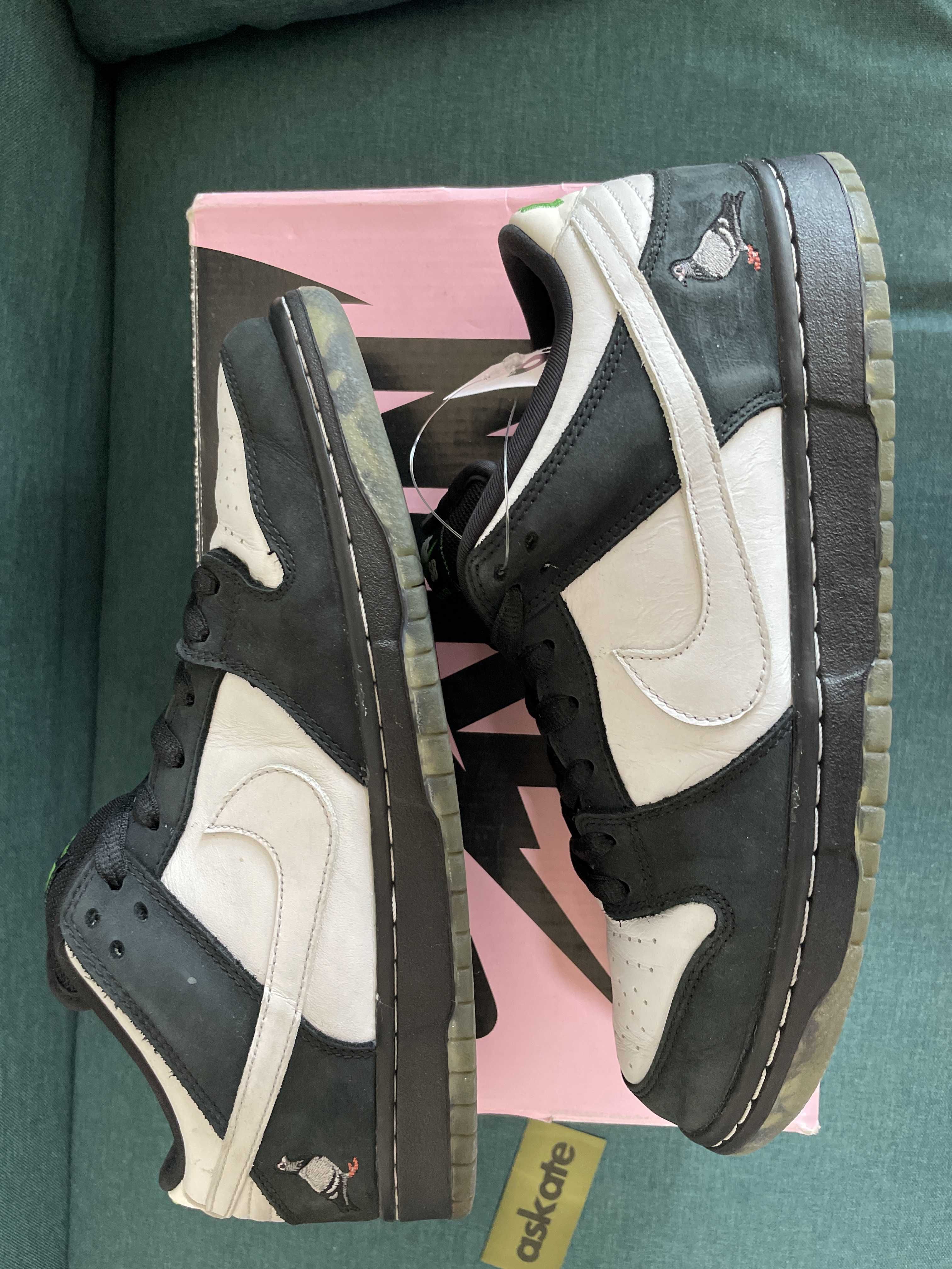 STAPLE × Nike SB Dunk Low "Pigeon Black/White"