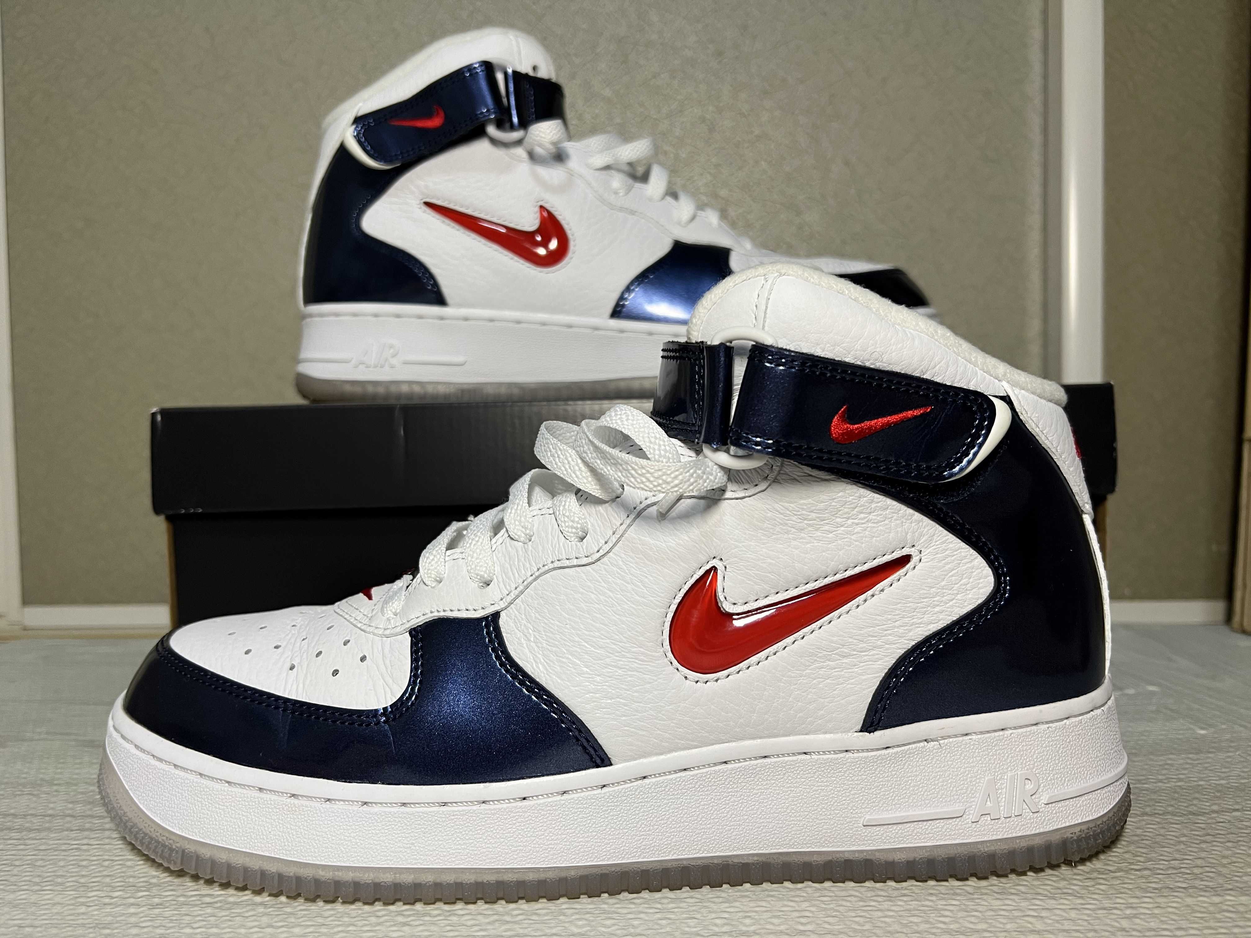 Nike Air Force 1 Mid QS "University Red and Midnight Navy"