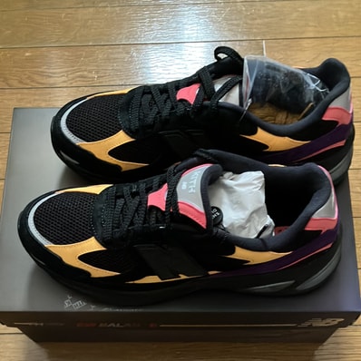 KITH × New Balance 2010 "Black/Multi"