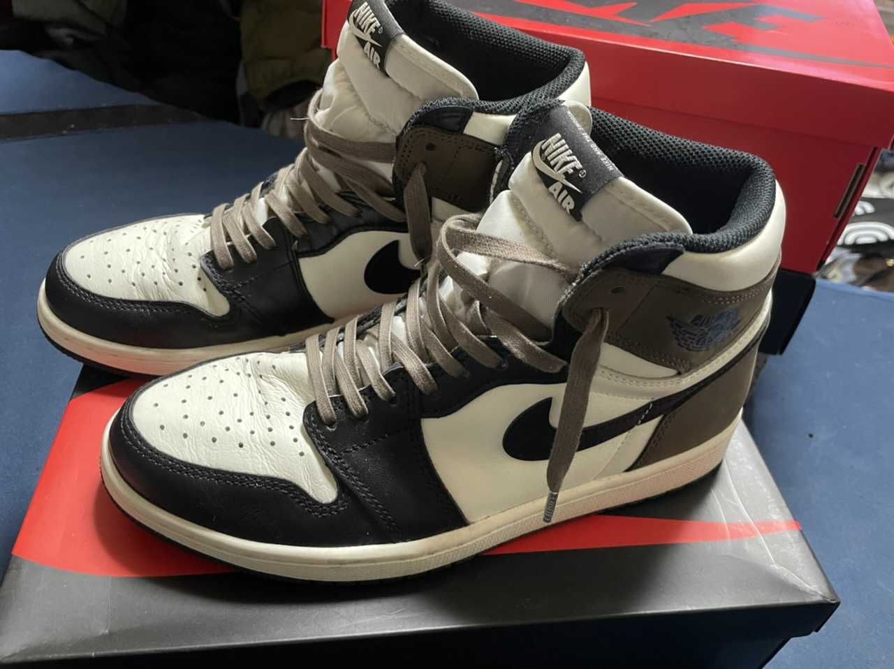 Nike Air Jordan 1 High OG "Sail/Dark Mocha/Black"