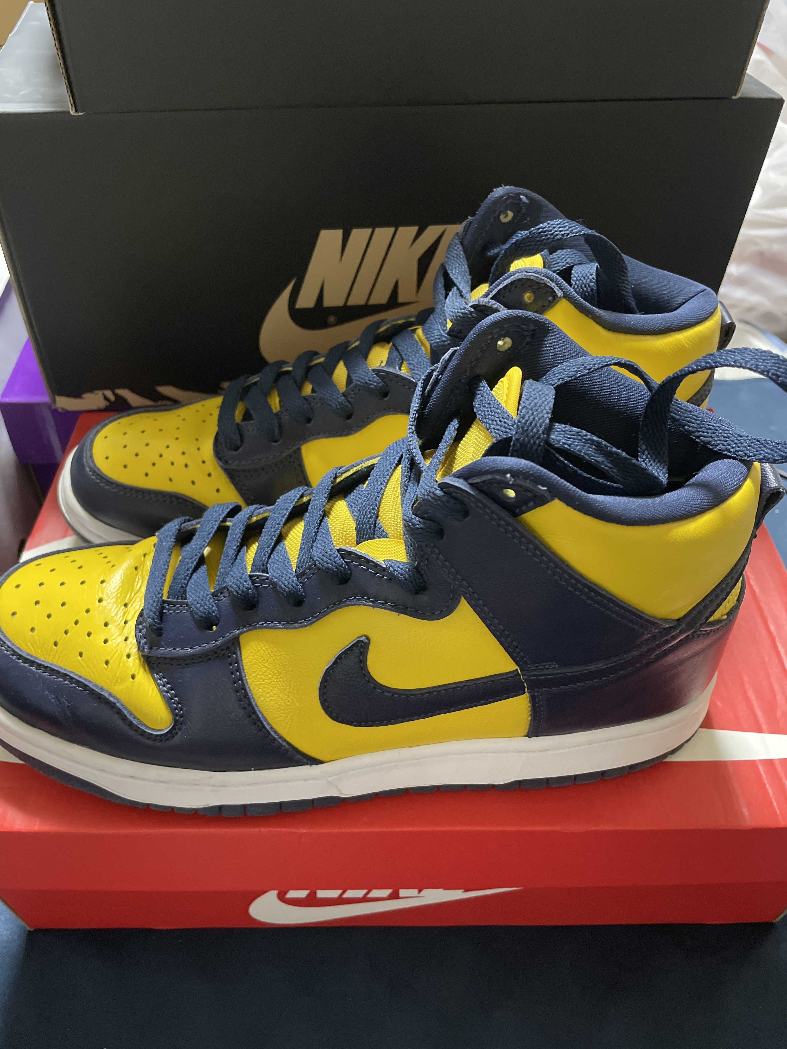 Nike Dunk High "Michigan"