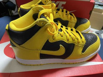Nike Dunk High "Black/Varsity Maize"