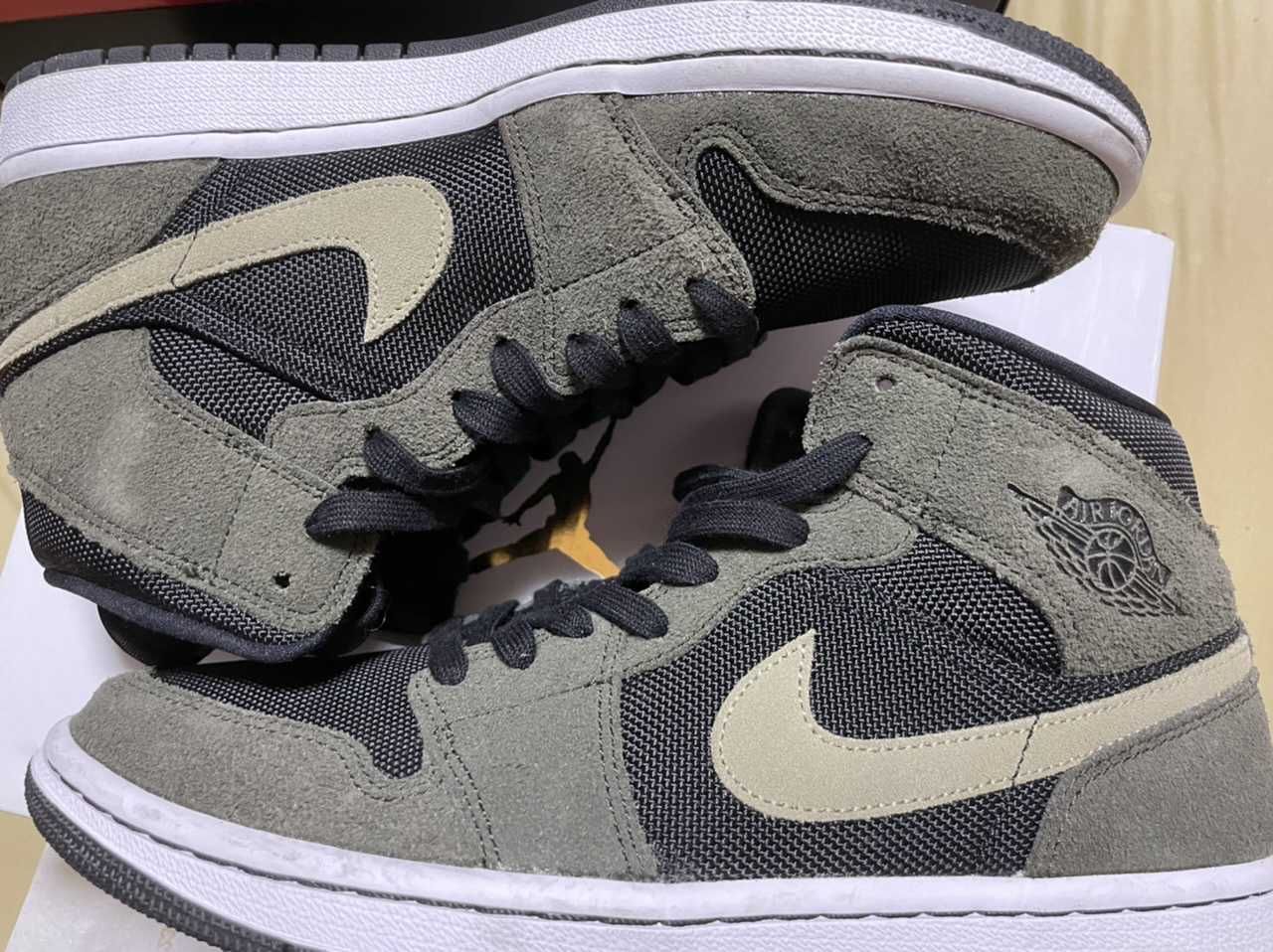 Nike Women's Air Jordan 1 MID "Military Colors"