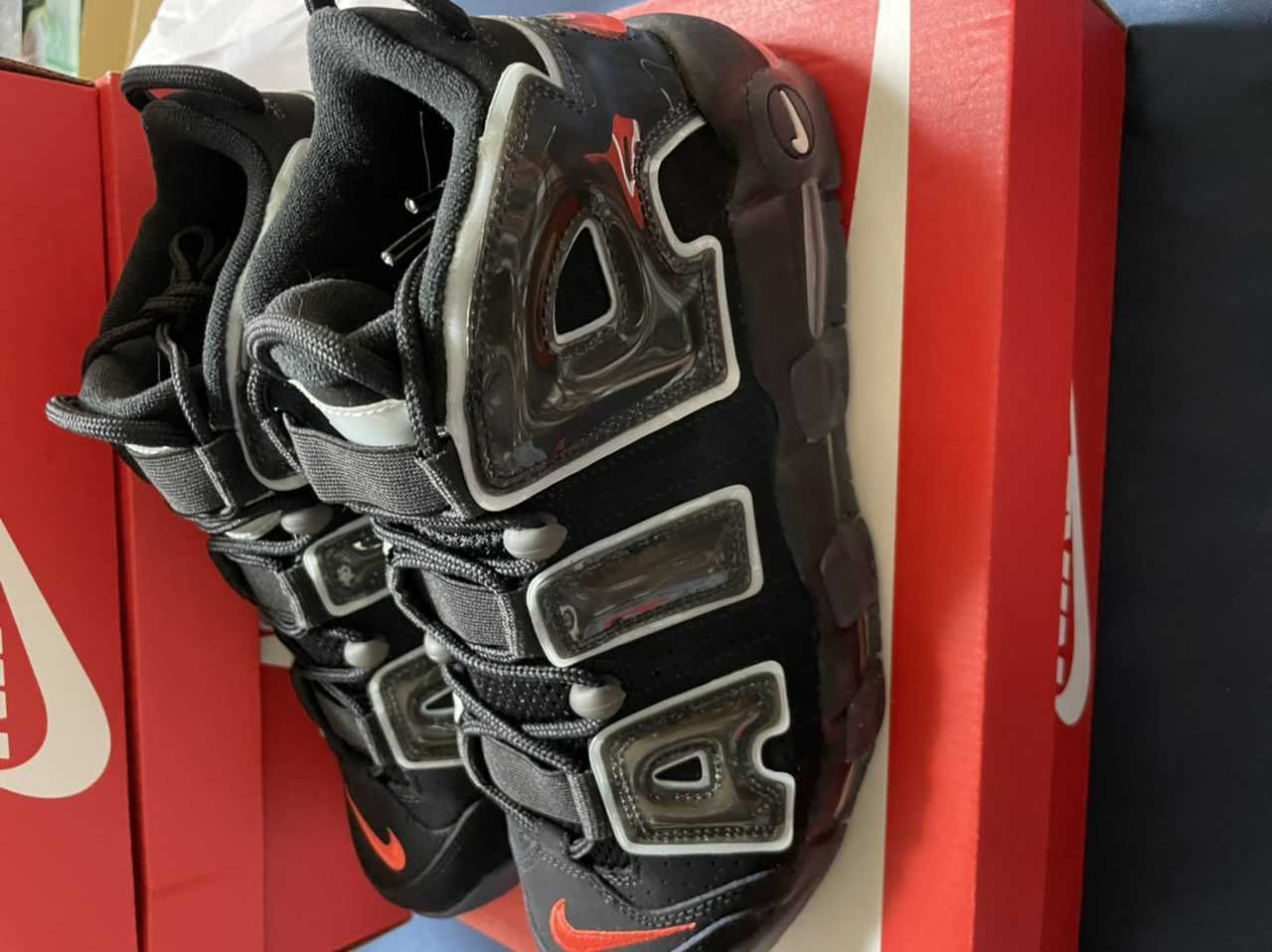 Nike Air More Uptempo "Made You Look"