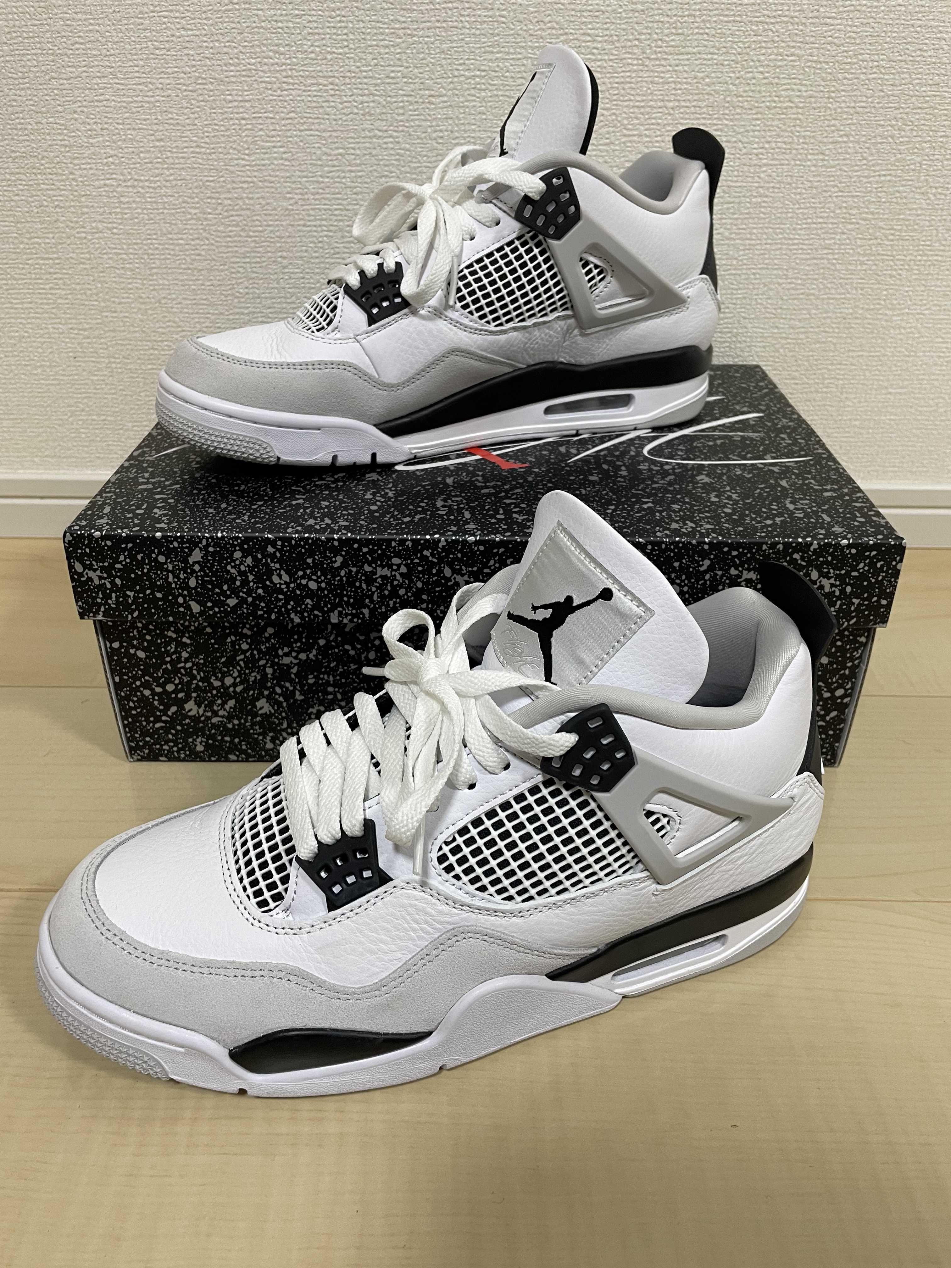 Nike Air Jordan 4 "Military Black"