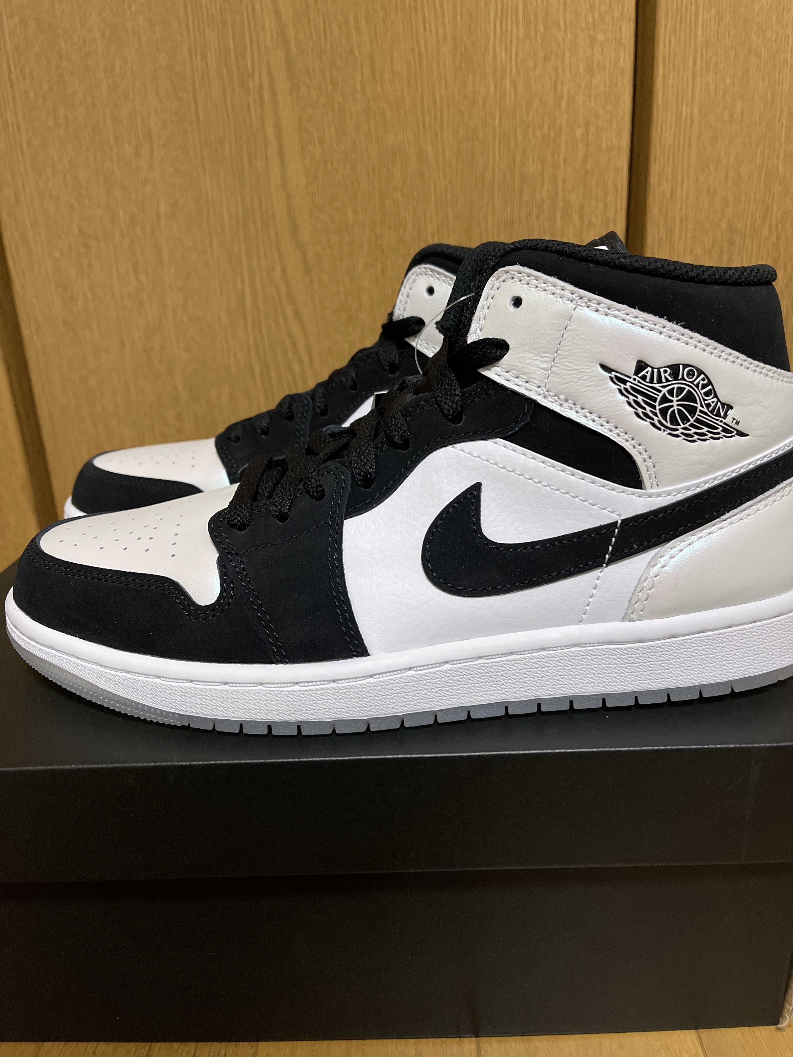Nike Air Jordan 1 Mid "Omega/Black/White"