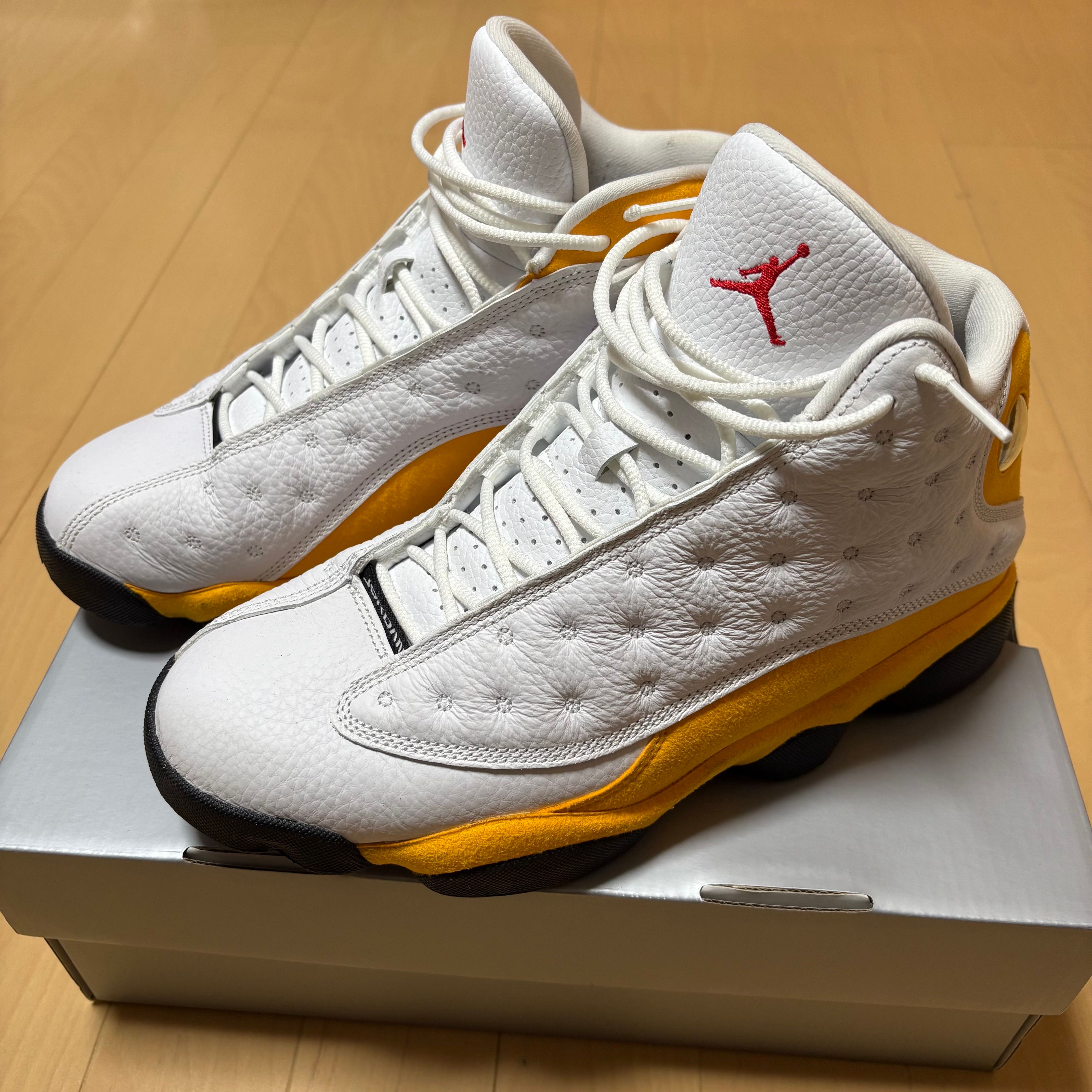 Nike Air Jordan 13 "Del Sol"