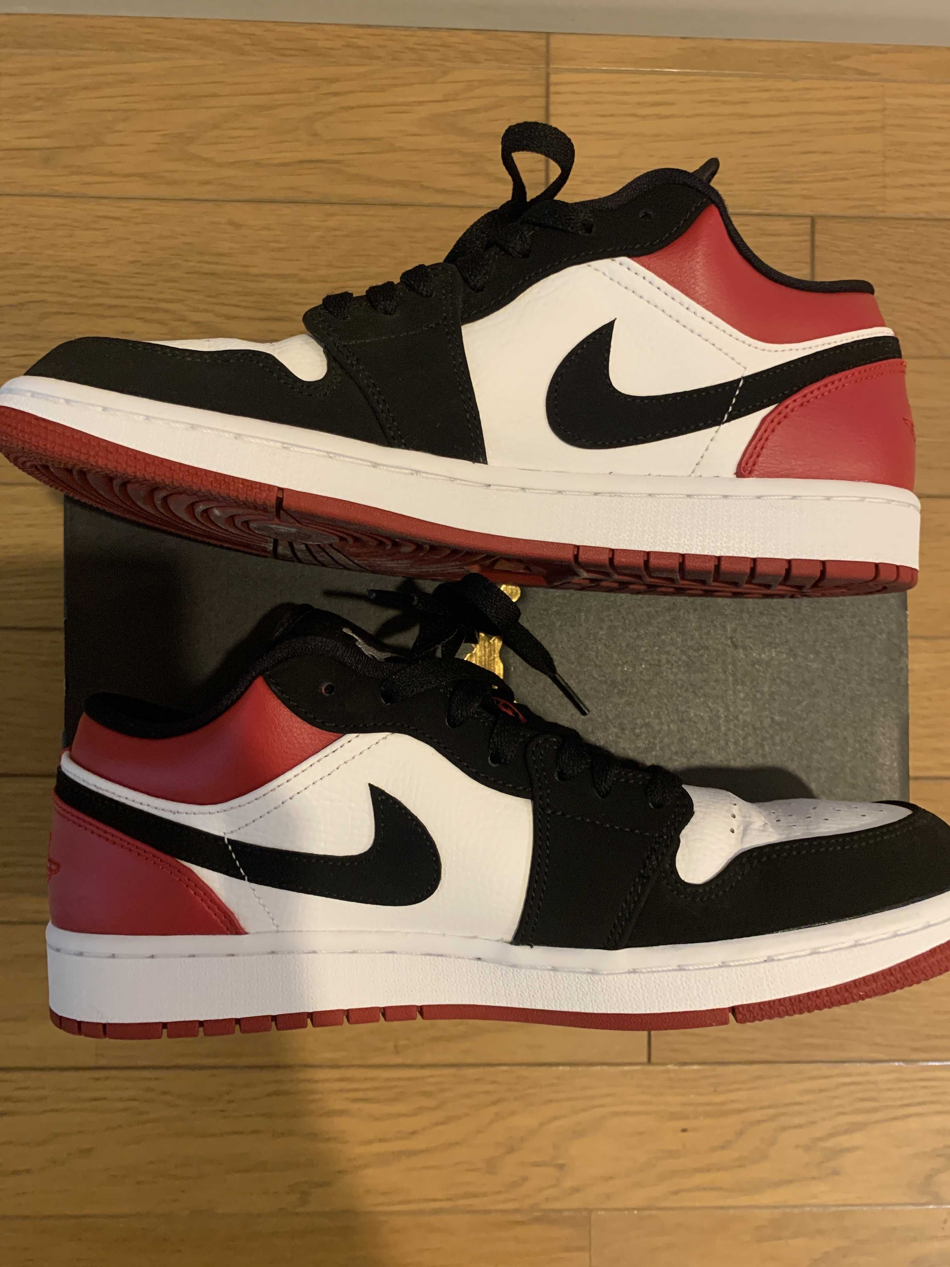 Nike Air Jordan 1 Low "Black Toe"