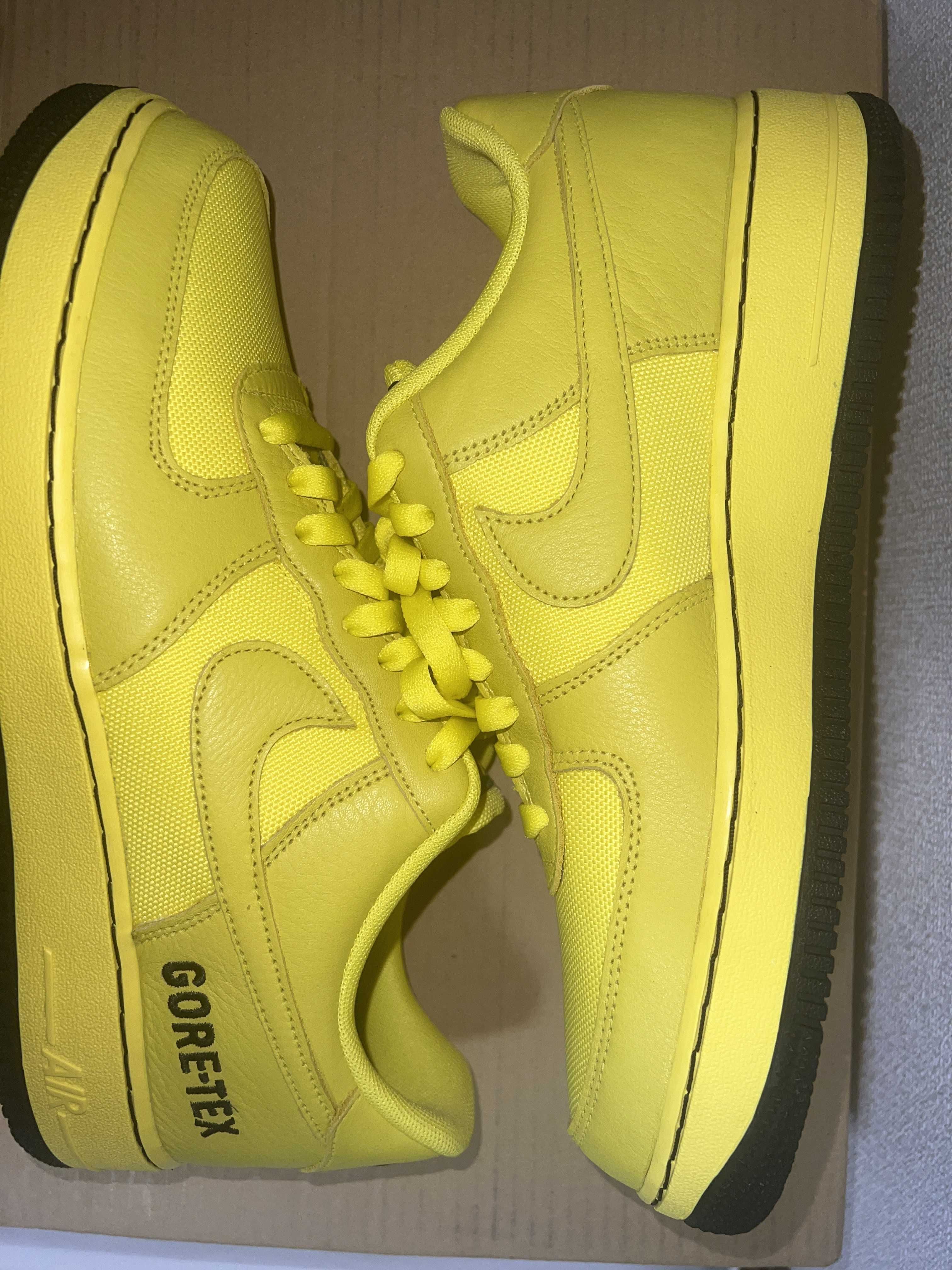 Nike Air Force 1 Low Gore-Tex "Dynamic Yellow"